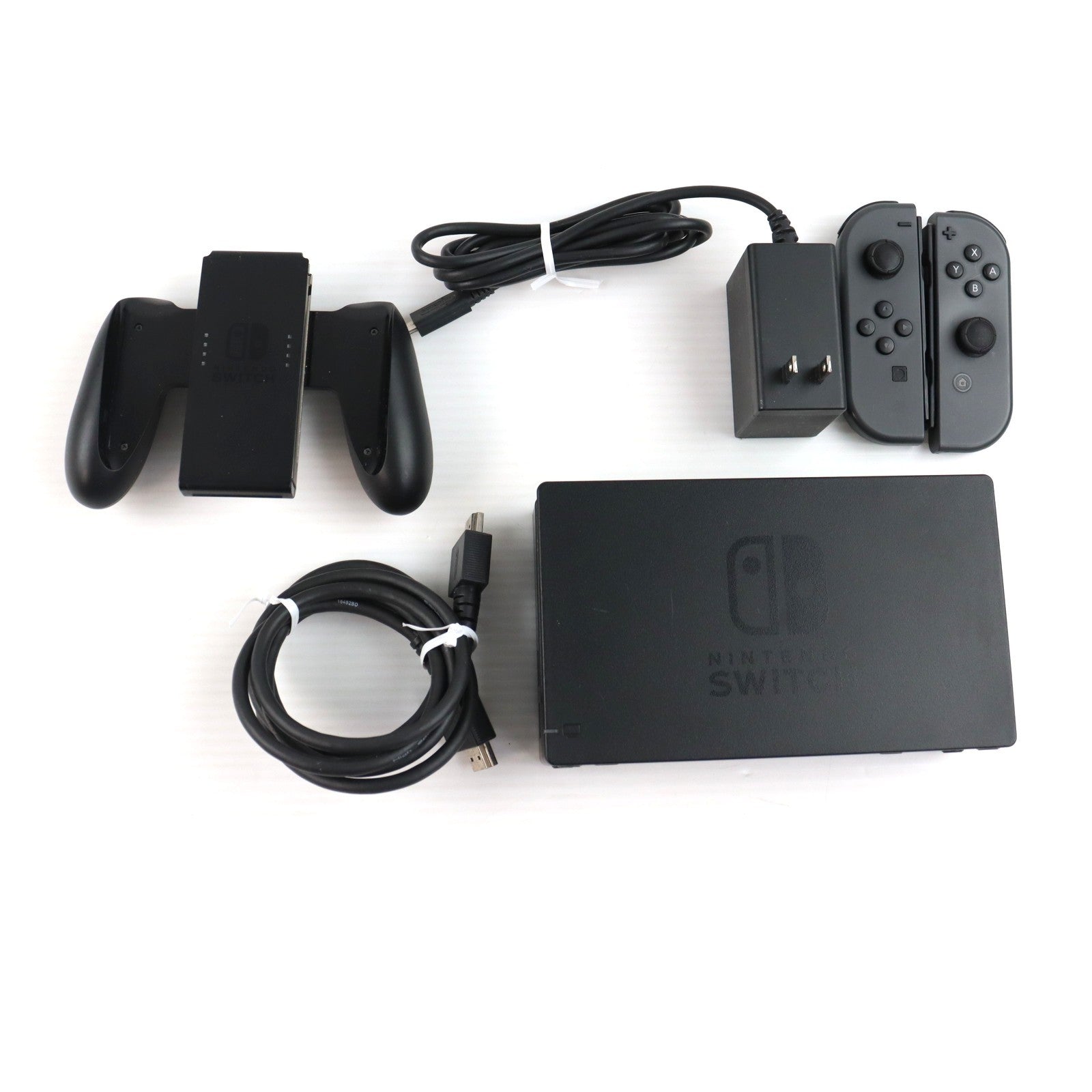 【中古即納】[Switch] (本体) Nintendo Switch(ニンテンドースイッチ) Joy-Con(L)/R グレー 任天堂(HAC-S-KAAAA)(20170303)