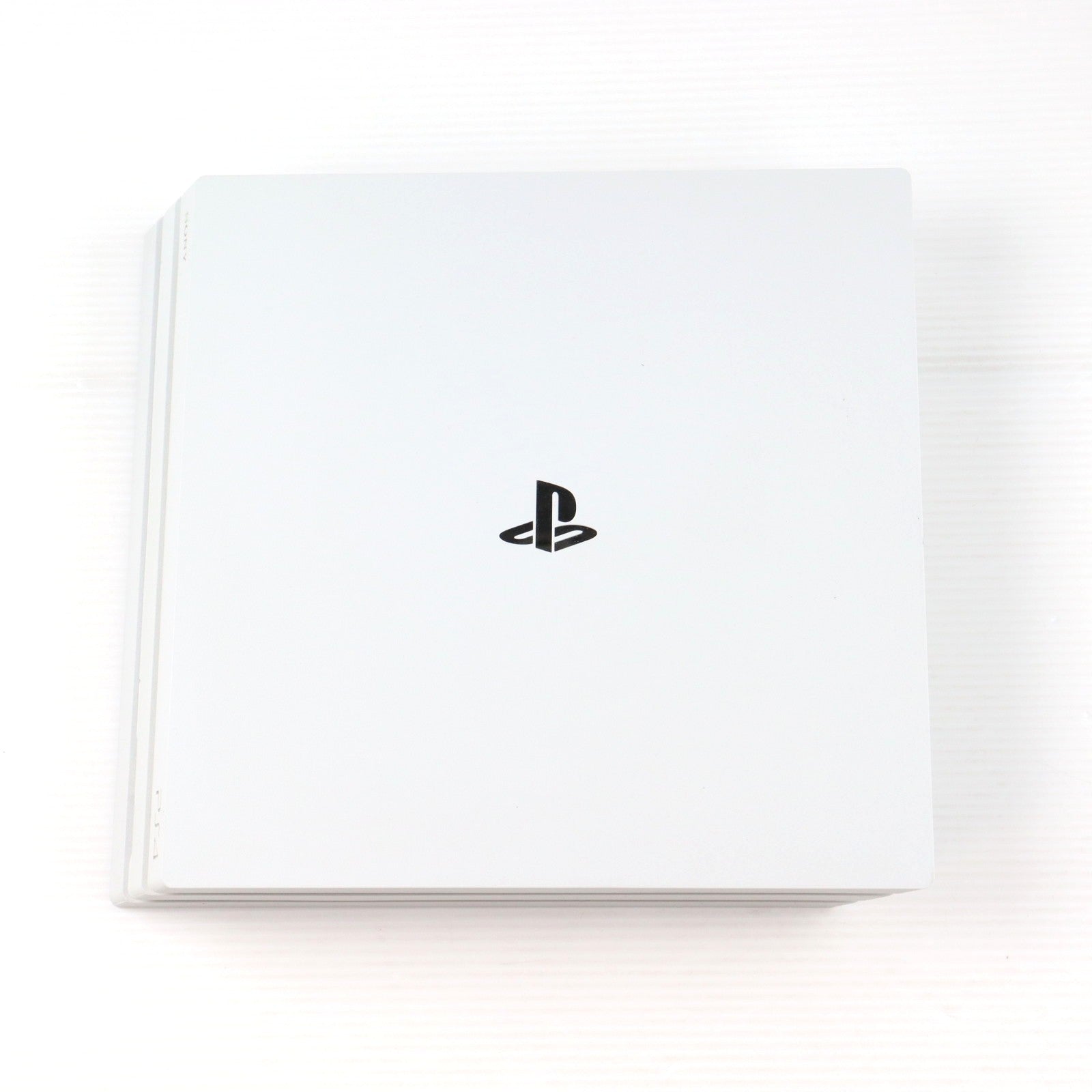 【中古即納】[PS4] (本体) PlayStation 4 Pro(プレイステーション4 プロ) グレイシャー・ホワイト 1TB SIE(CUH-7200BB02)(20181012)