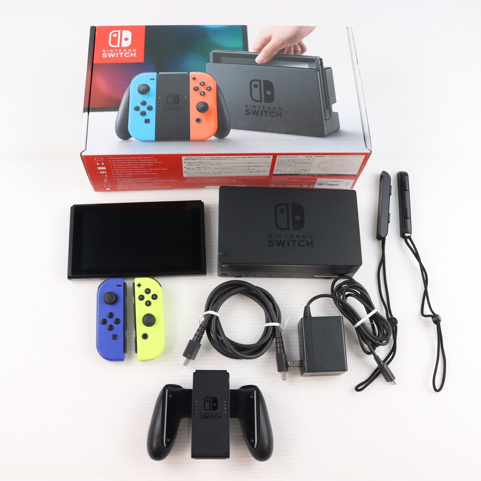 【中古即納】[Switch] (本体) Nintendo Switch(ニンテンドースイッチ) Joy-Con(L) ネオンブルー/R ネオンレッド 任天堂(HAC-S-KABAA)(20170303)
