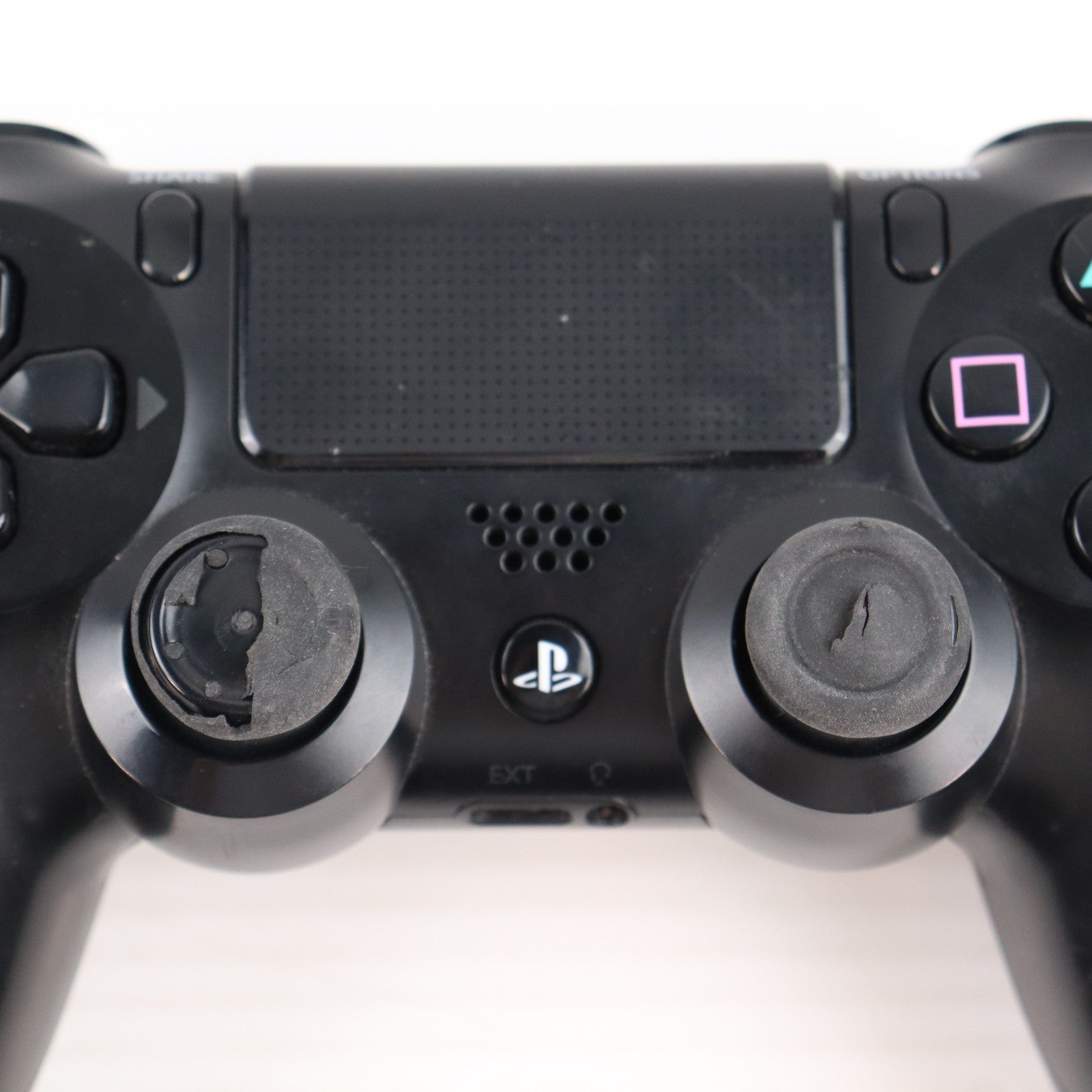 【中古即納】[PS4] (本体) PlayStation 4(プレイステーション4) PlayStation Camera同梱版 SCE(CUH-1000AA01)(20140430)