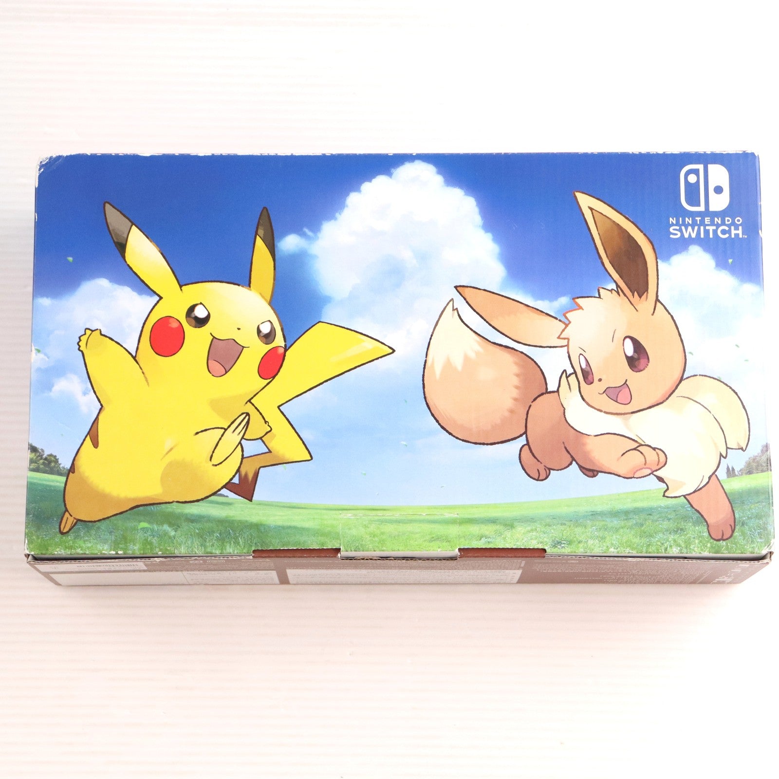 【中古即納】[Switch] (本体)(ソフト無し) Nintendo Switch(ニンテンドースイッチ) ポケットモンスター Let's Go! ピカチュウセット(モンスターボール Plus付き) 任天堂(HAC-S-KFAGA)(20181116)