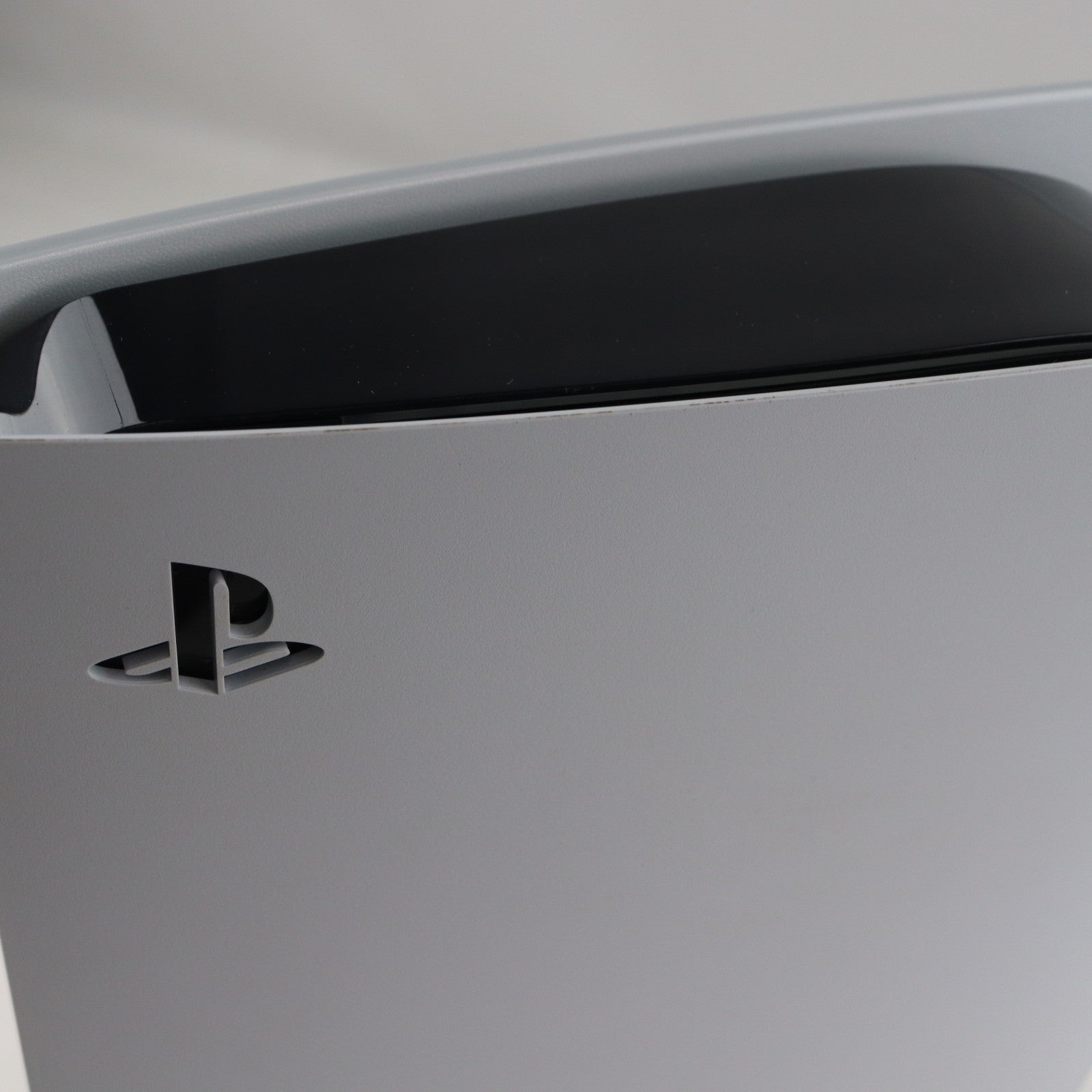 【中古即納】[PS5] (本体) PlayStation 5(プレイステーション5) SIE(CFI-1100A01)(20210824)