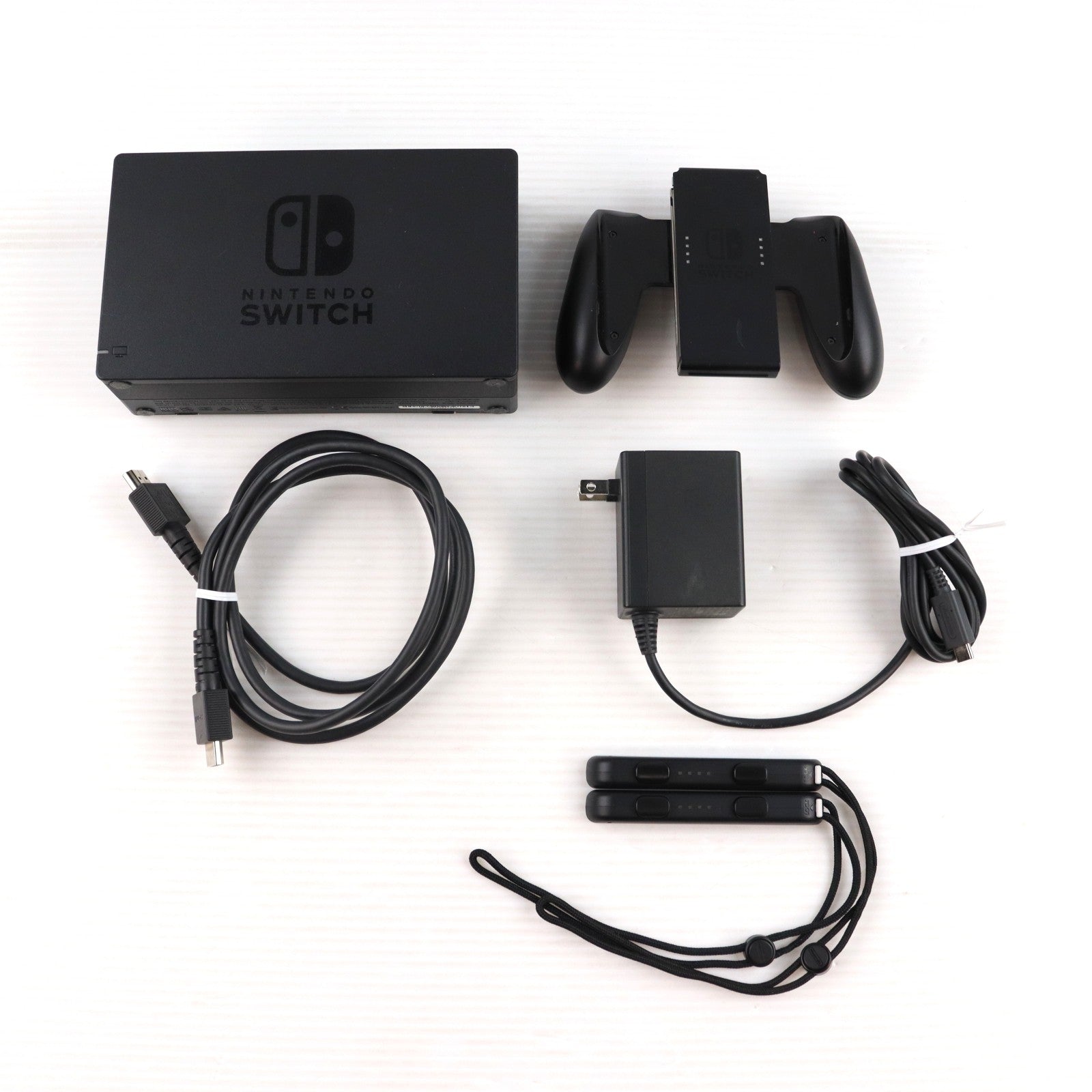 【中古即納】[Switch] (本体) Nintendo Switch(ニンテンドースイッチ) Joy-Con(L)/R グレー 任天堂(HAD-S-KAAAA)(20190830)