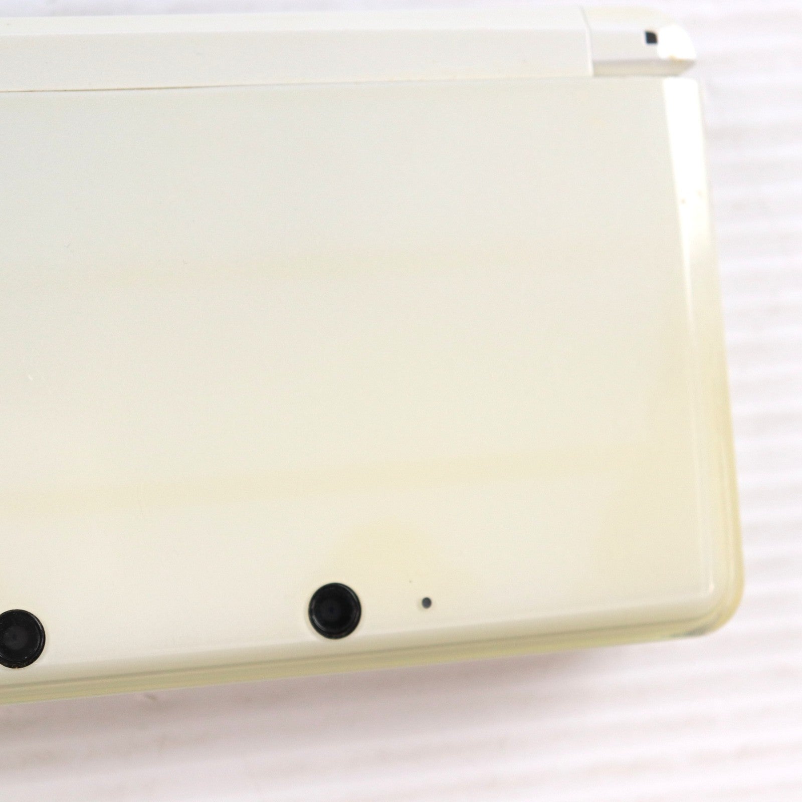 【中古即納】[3DS] (本体) ニンテンドー3DS アイスホワイト 任天堂(CTR-S-WAAA)(20111103)