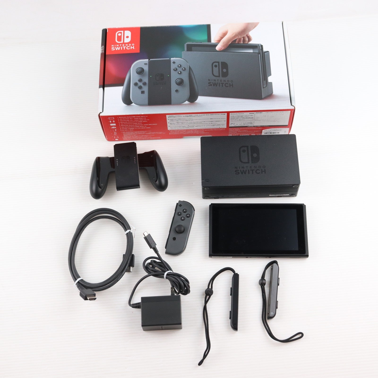 【中古即納】[Switch] (本体) Nintendo Switch(ニンテンドースイッチ) Joy-Con(L)/R グレー 任天堂(HAC-S-KAAAA)(20170303)