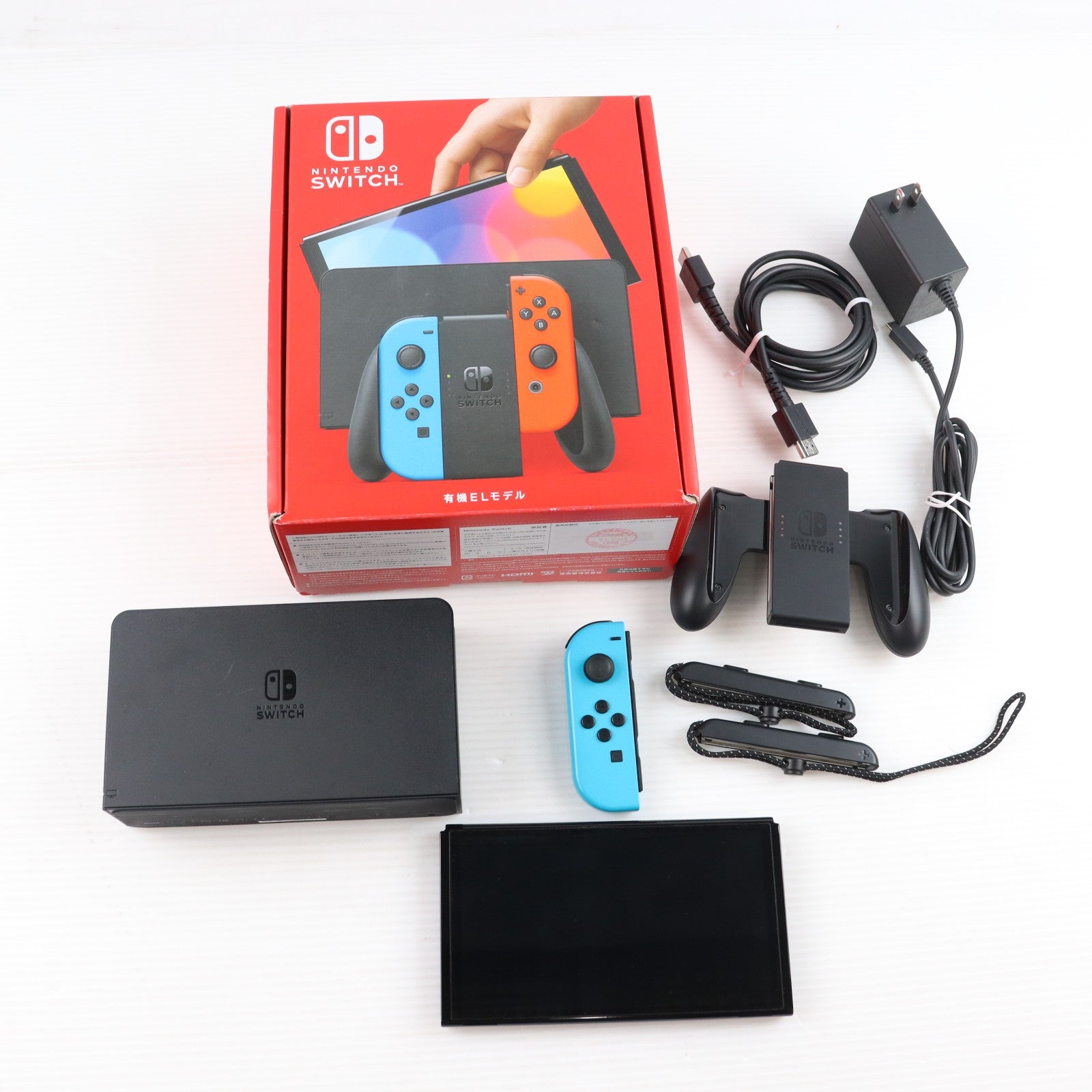 【中古即納】[Switch] (本体) Nintendo Switch(ニンテンドースイッチ) 有機ELモデル Joy-Con(L) ネオンブルー/R ネオンレッド 任天堂(HEG-S-KABAA)(20211008)