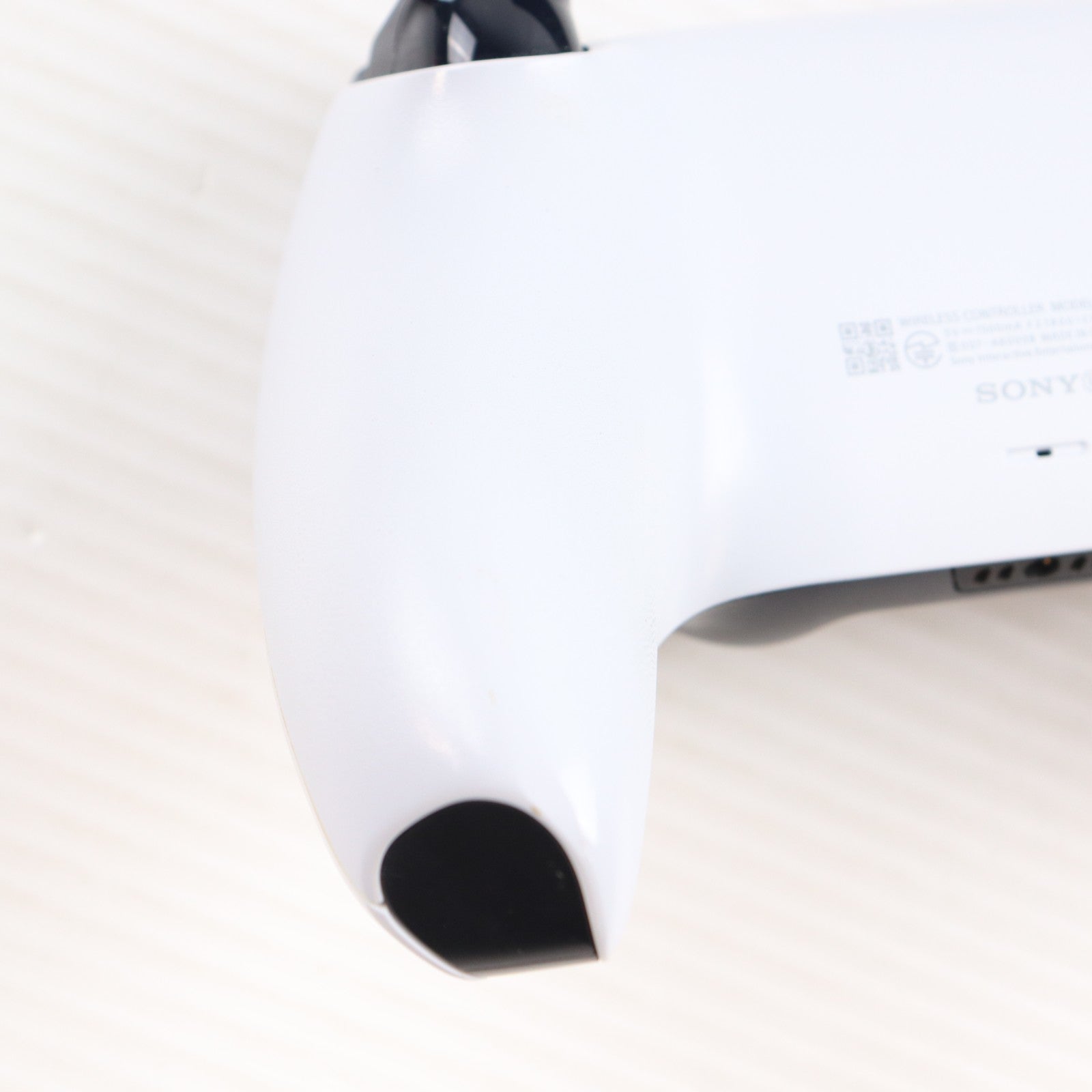 【中古即納】[PS5] (本体) PlayStation 5(プレイステーション5) デジタル・エディション SIE(CFI-1100B01)(20210720)