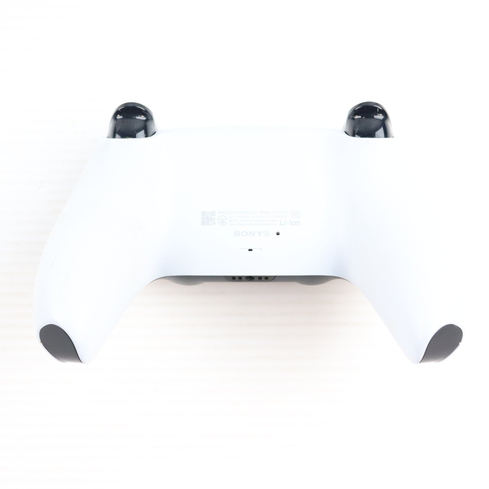 【中古即納】[PS5] (本体) PlayStation 5(プレイステーション5) SIE(CFI-1000A01)(20201112)