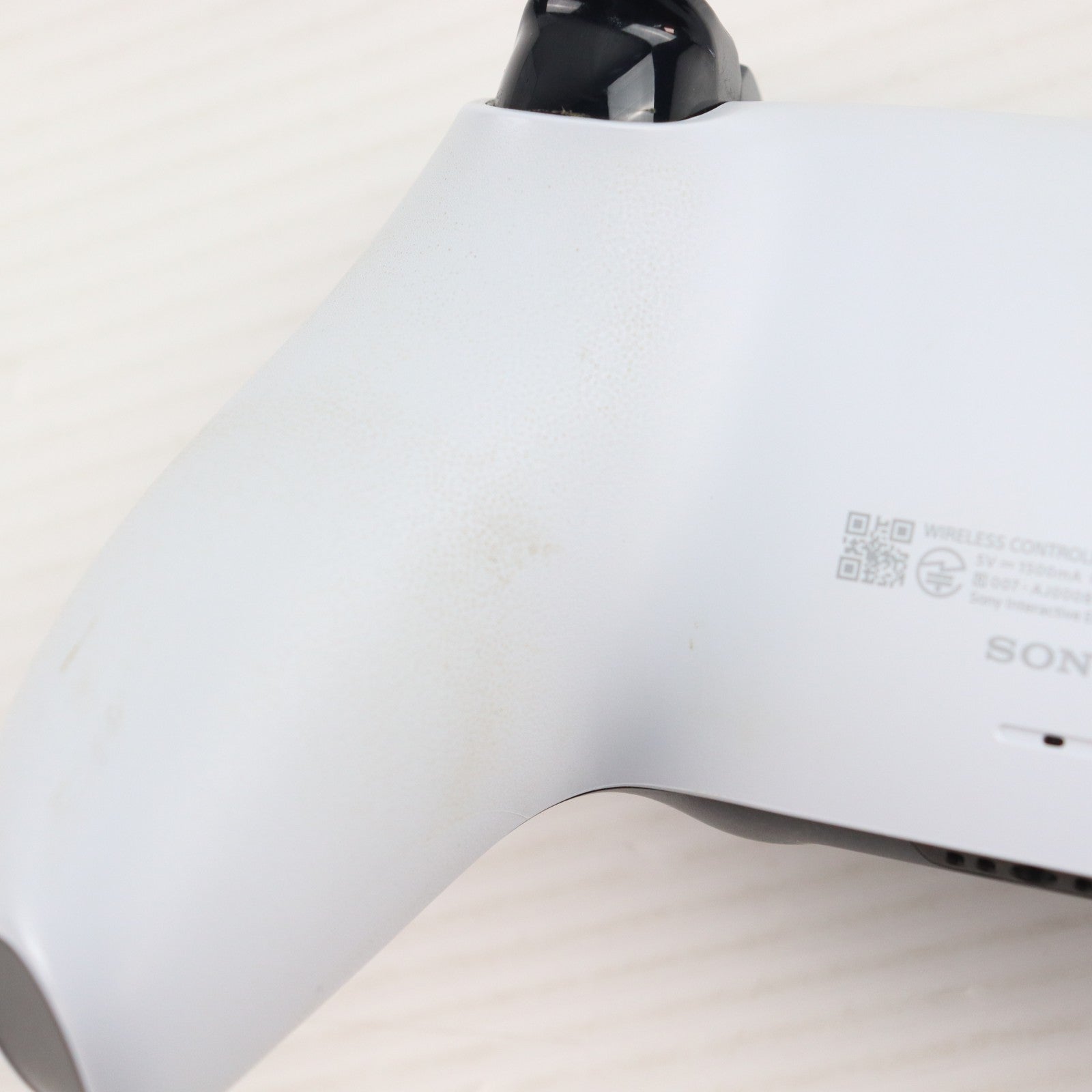 【中古即納】[PS5] (本体) PlayStation 5(プレイステーション5) SIE(CFI-1000A01)(20201112)