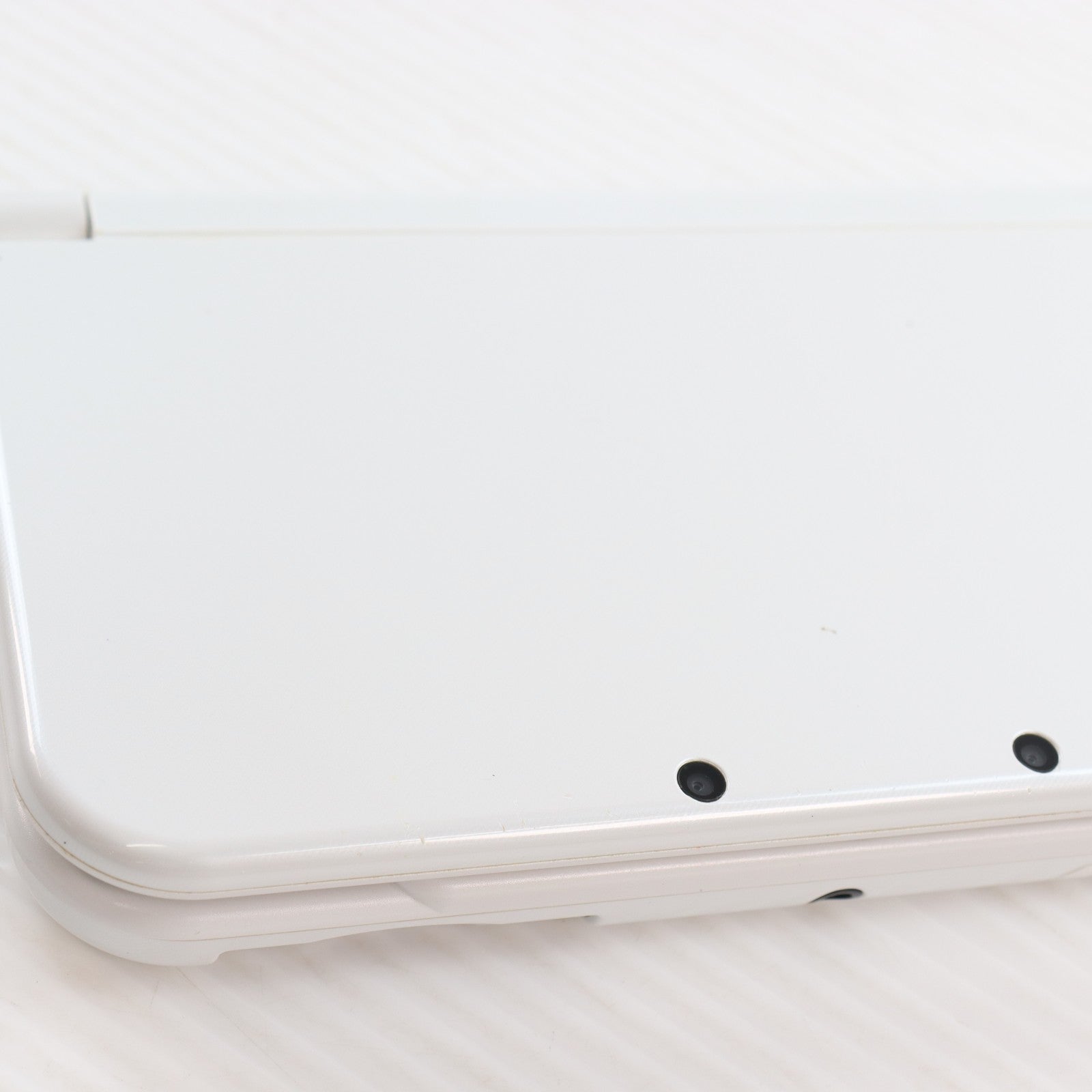 【中古即納】[3DS] (本体) Newニンテンドー3DS LL パールホワイト 任天堂(RED-S-WAAA)(20150611)