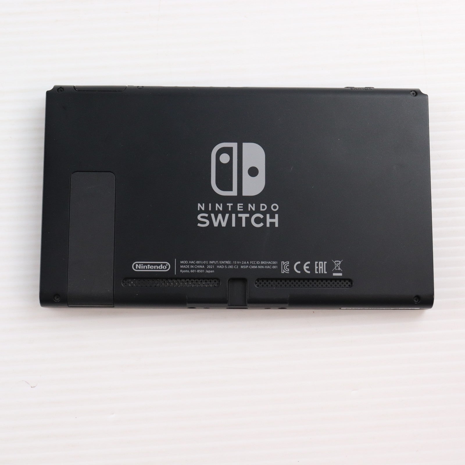 【中古即納】[Switch] (本体) ステッカー無し Nintendo Switch(ニンテンドースイッチ) スプラトゥーン2セット 任天堂(HAC-S-KACEA)(20170721)