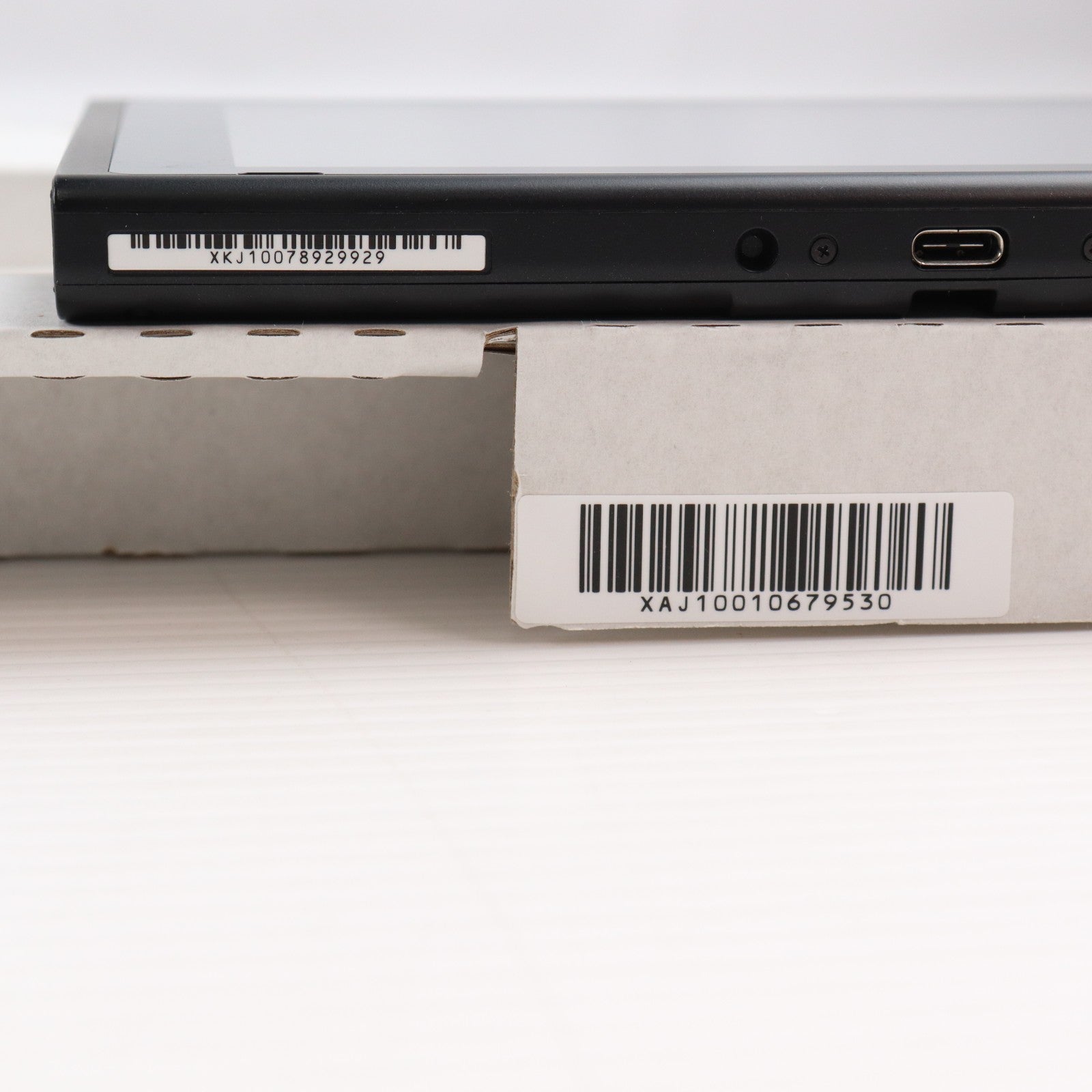 【中古即納】[Switch] (本体) ステッカー無し Nintendo Switch(ニンテンドースイッチ) スプラトゥーン2セット 任天堂(HAC-S-KACEA)(20170721)