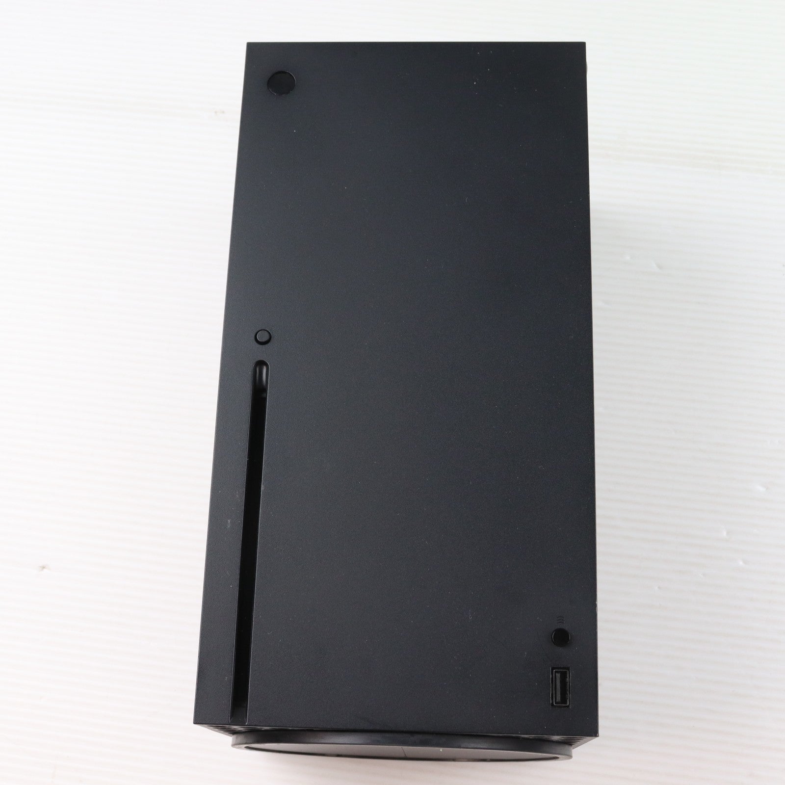 【中古即納】[XboxX/S] (本体) Xbox Series X 1TB 日本マイクロソフト(RRT-00015)(20201110)
