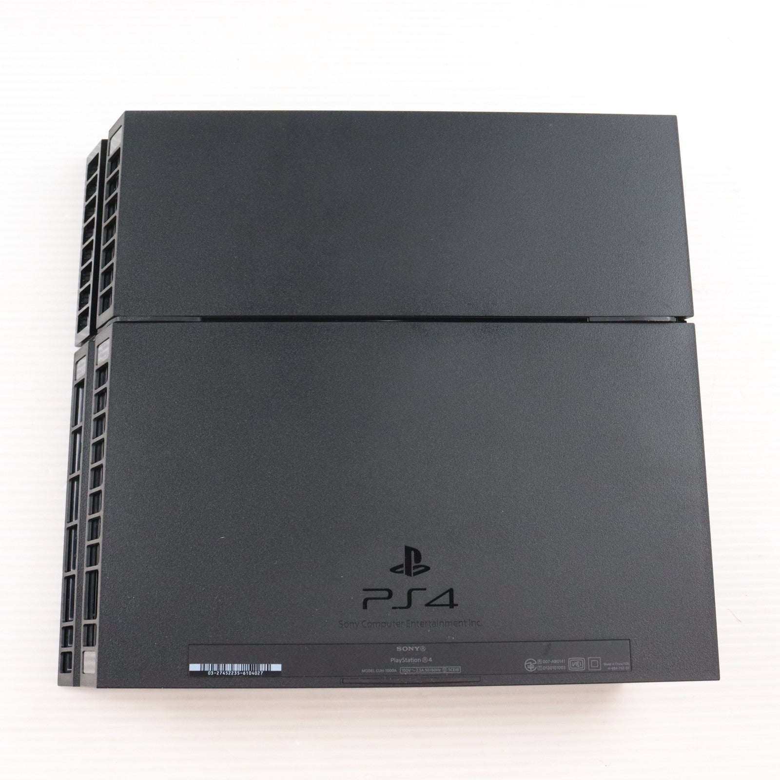【中古即納】[PS4] (本体) PlayStation 4(プレイステーション4) ジェット・ブラック HDD500GB SCE(CUH-1000AB01)(20140222)