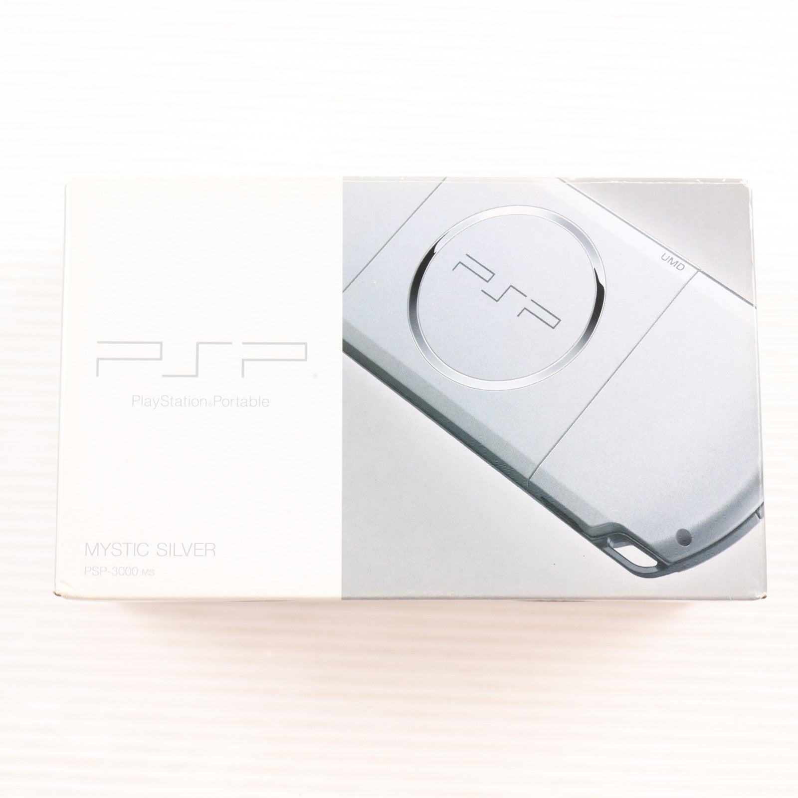 【中古即納】[PSP] (本体) PlayStation Portable(プレイステーション・ポータブル) ミスティック・シルバー SCE(PSP-3000MS)(20081016)