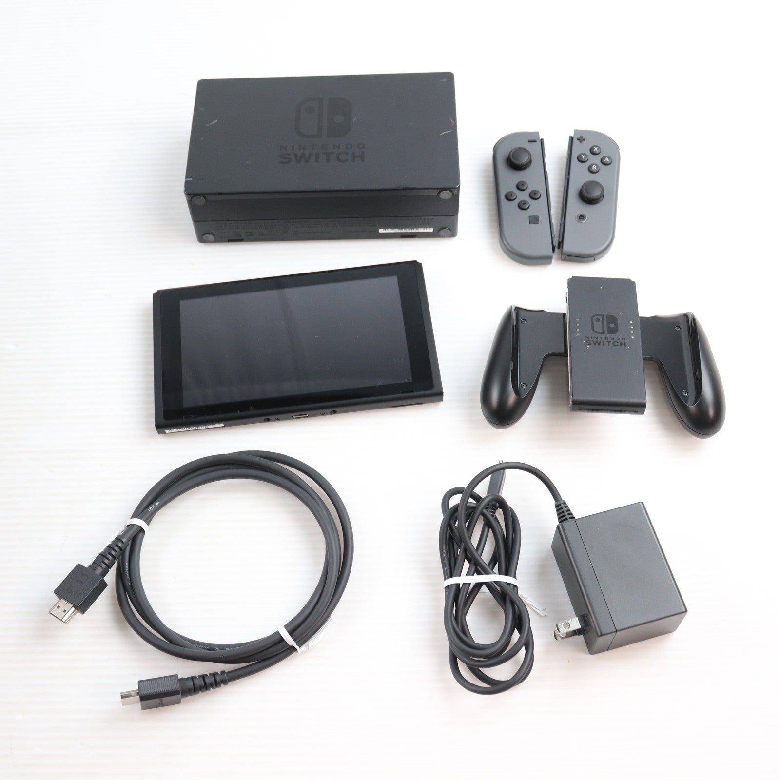 【中古即納】[Switch] (本体) Nintendo Switch(ニンテンドースイッチ) Joy-Con(L)/R グレー 任天堂(HAD-S-KAAAA)(20190830)