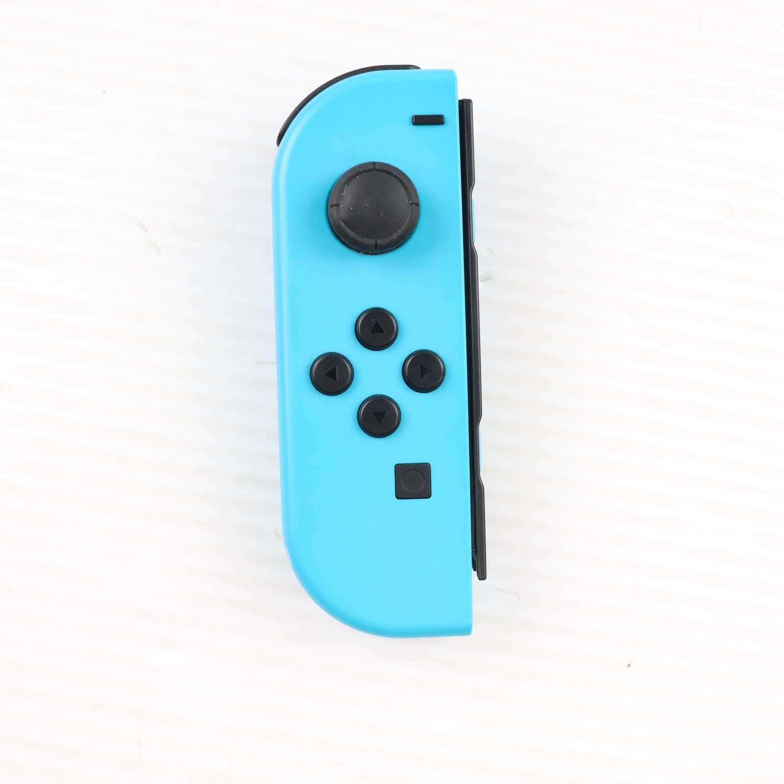 【中古即納】[Switch] (本体) Nintendo Switch(ニンテンドースイッチ) スーパーマリオ オデッセイセット 任天堂(HAC-S-KADEE)(20171027)