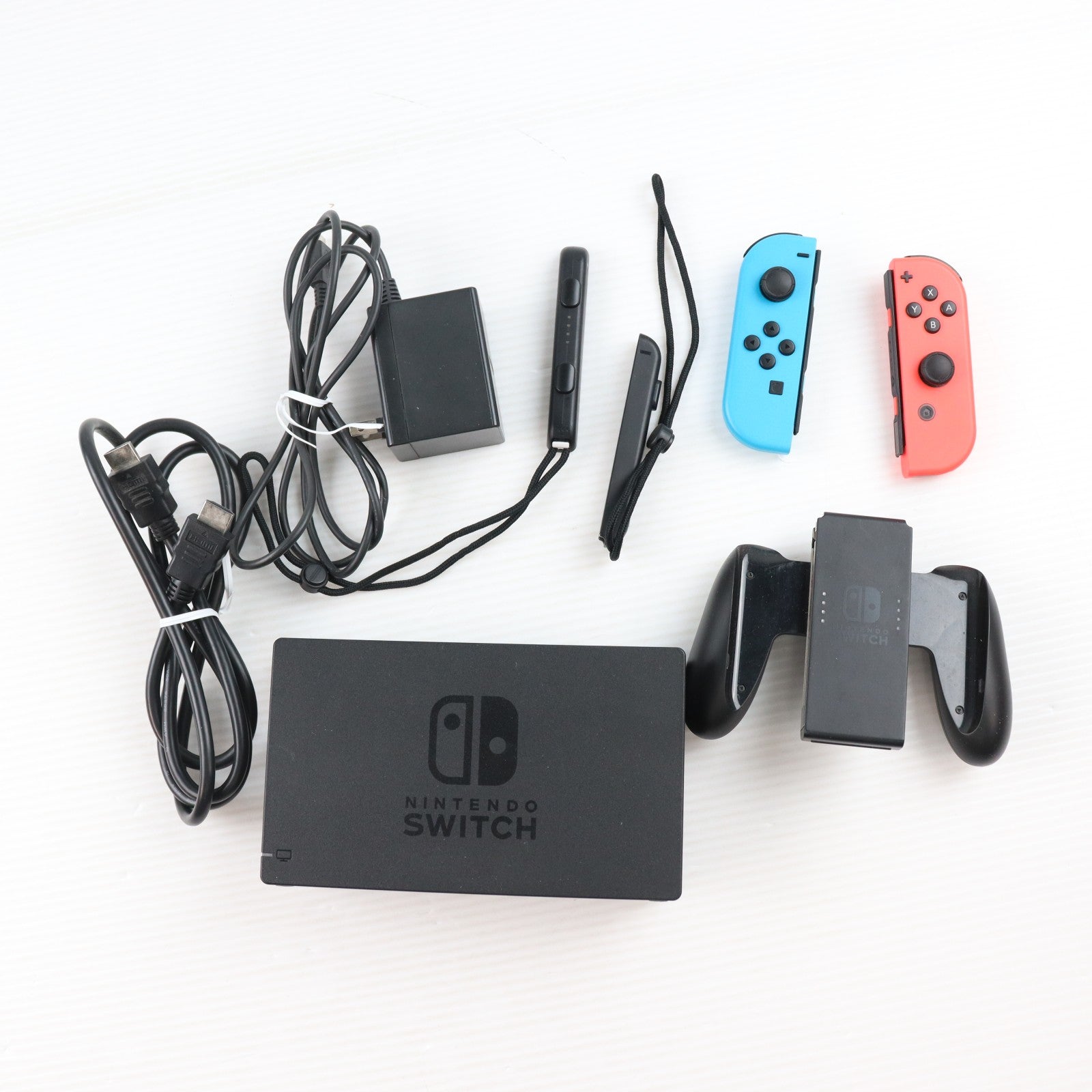 【中古即納】[Switch] (本体) Nintendo Switch(ニンテンドースイッチ) Joy-Con(L) ネオンブルー/R ネオンレッド 任天堂(HAC-S-KABAA)(20170303)