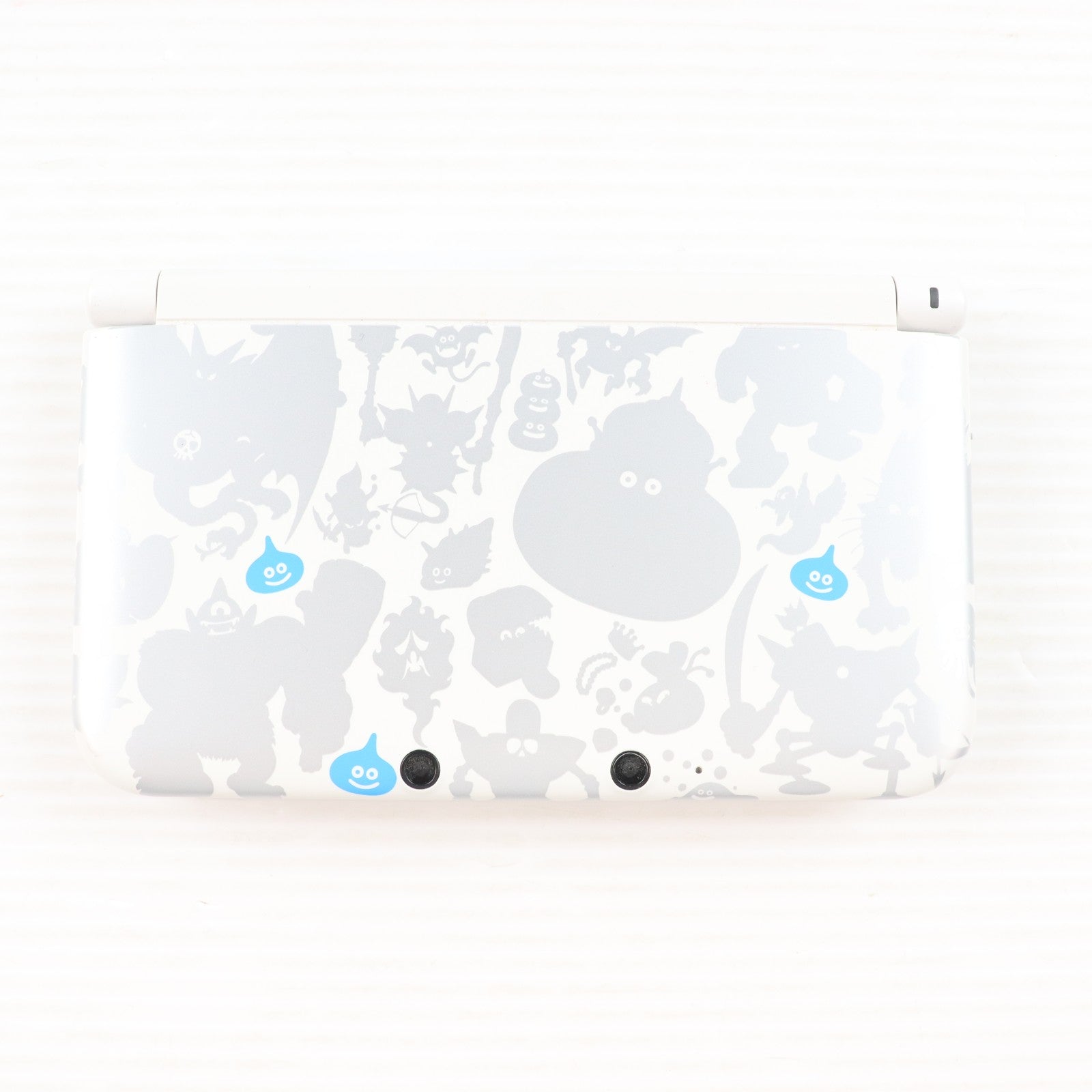 【中古即納】[3DS] (本体) ドラゴンクエストモンスターズ2 イルとルカの不思議なふしぎな鍵 スペシャルパック スクウェア・エニックス(SPR-S-WUCF)(20140206)