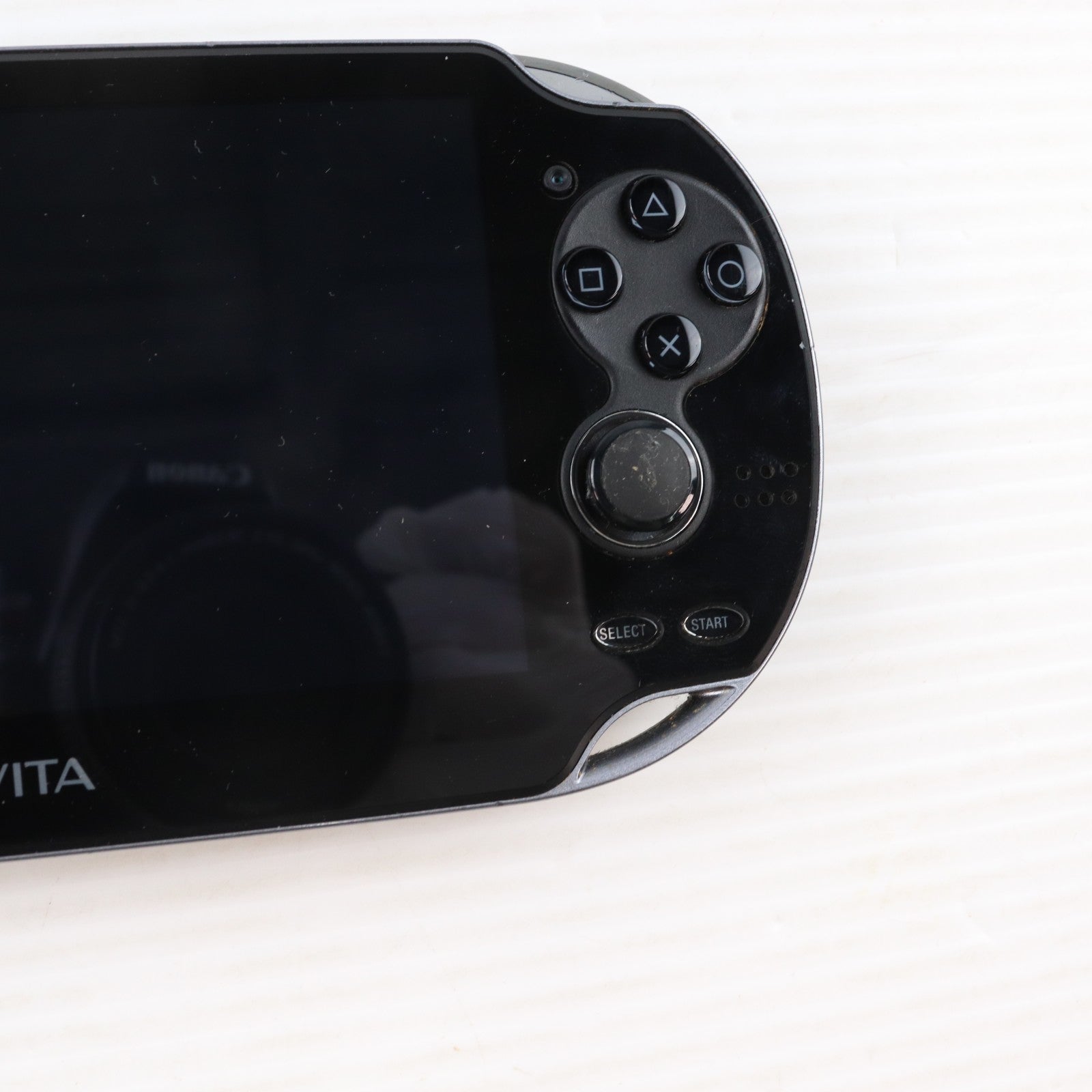 【中古即納】[PSVita] (本体) PlayStation Vita(プレイステーション ヴィータ) Wi-Fiモデル クリスタル・ブラック SCE(PCH-1000ZA01)(20111217)