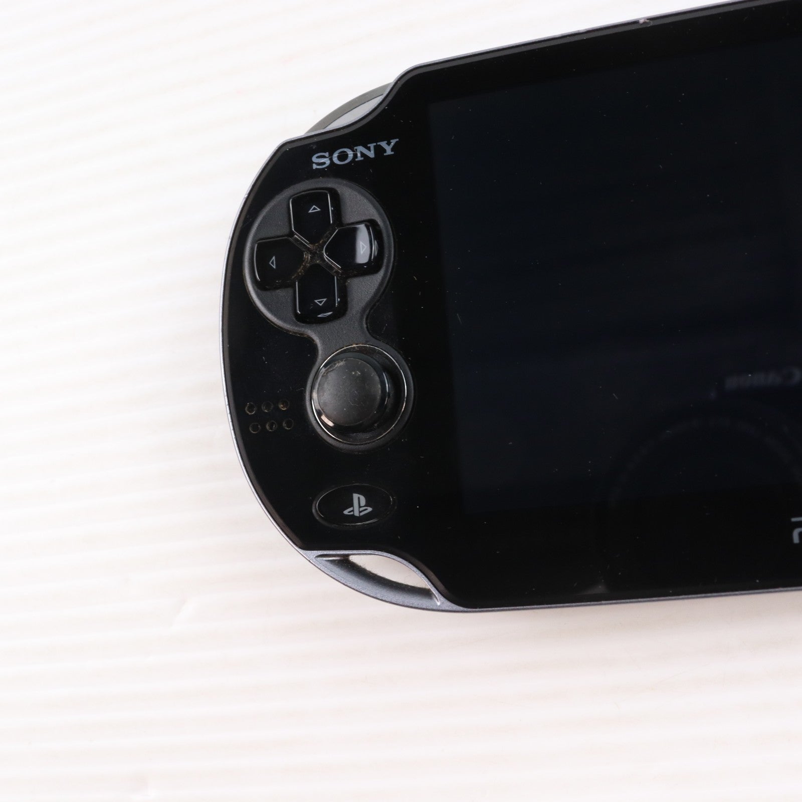 【中古即納】[PSVita] (本体) PlayStation Vita(プレイステーション ヴィータ) Wi-Fiモデル クリスタル・ブラック SCE(PCH-1000ZA01)(20111217)
