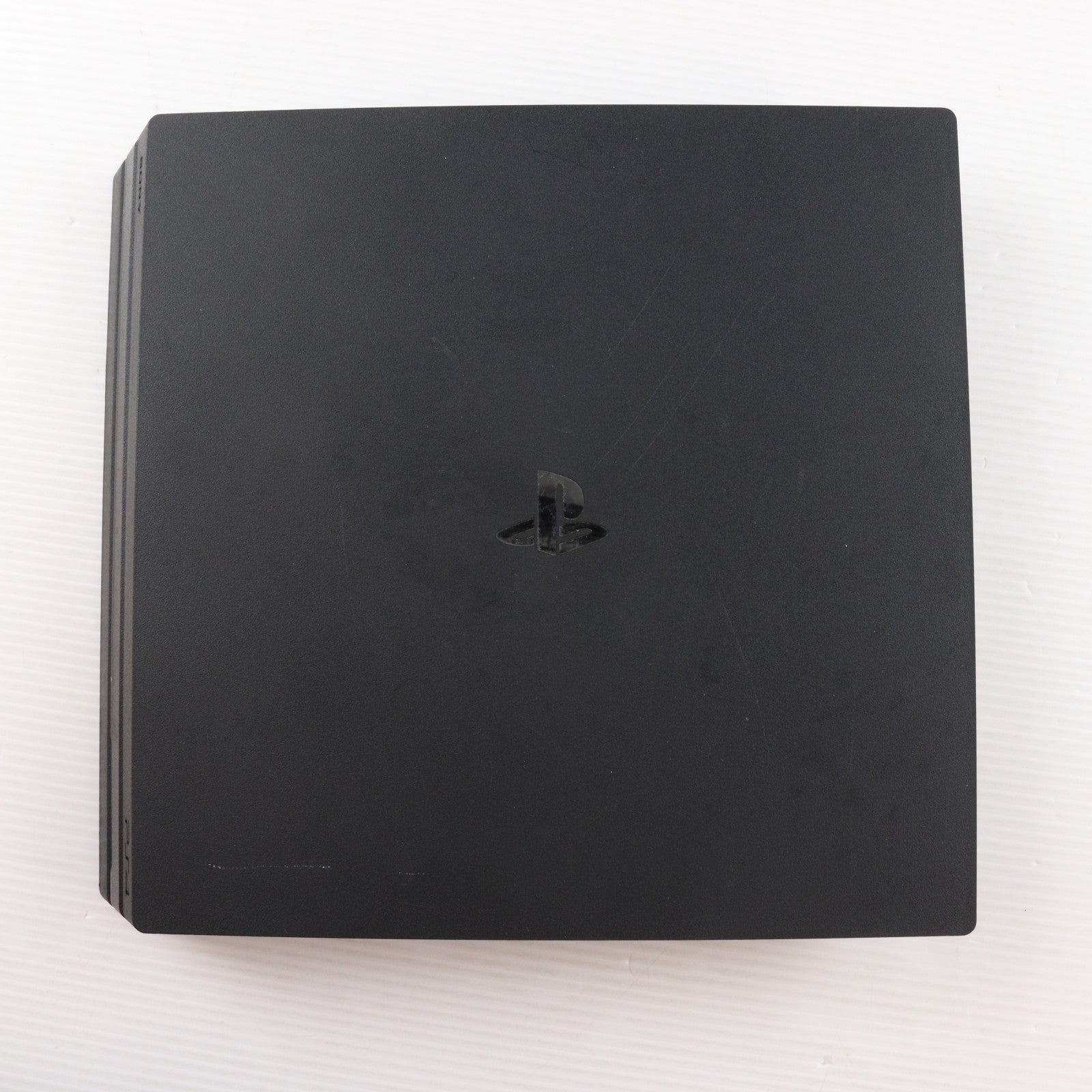 【中古即納】[PS4] (本体) PlayStation 4 Pro(プレイステーション4 プロ) ジェット・ブラック 1TB SIE(CUH-7200BB01)(20180927)