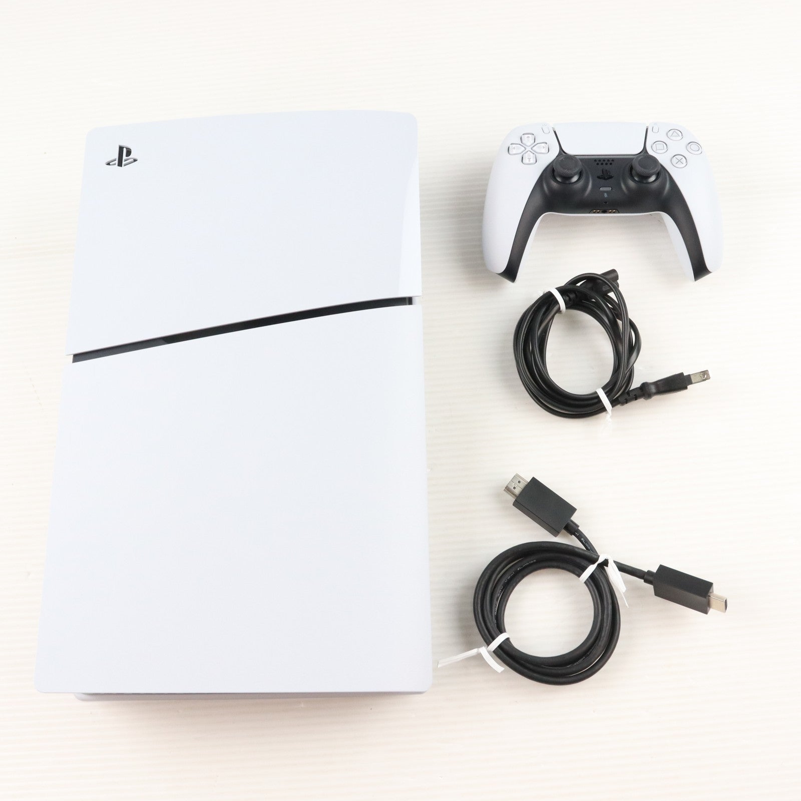 【中古即納】[PS5] (本体) PlayStation 5(プレイステーション5) slimモデル(スリムモデル) デジタル・エディション SIE(CFI-2000B01)(20231110)