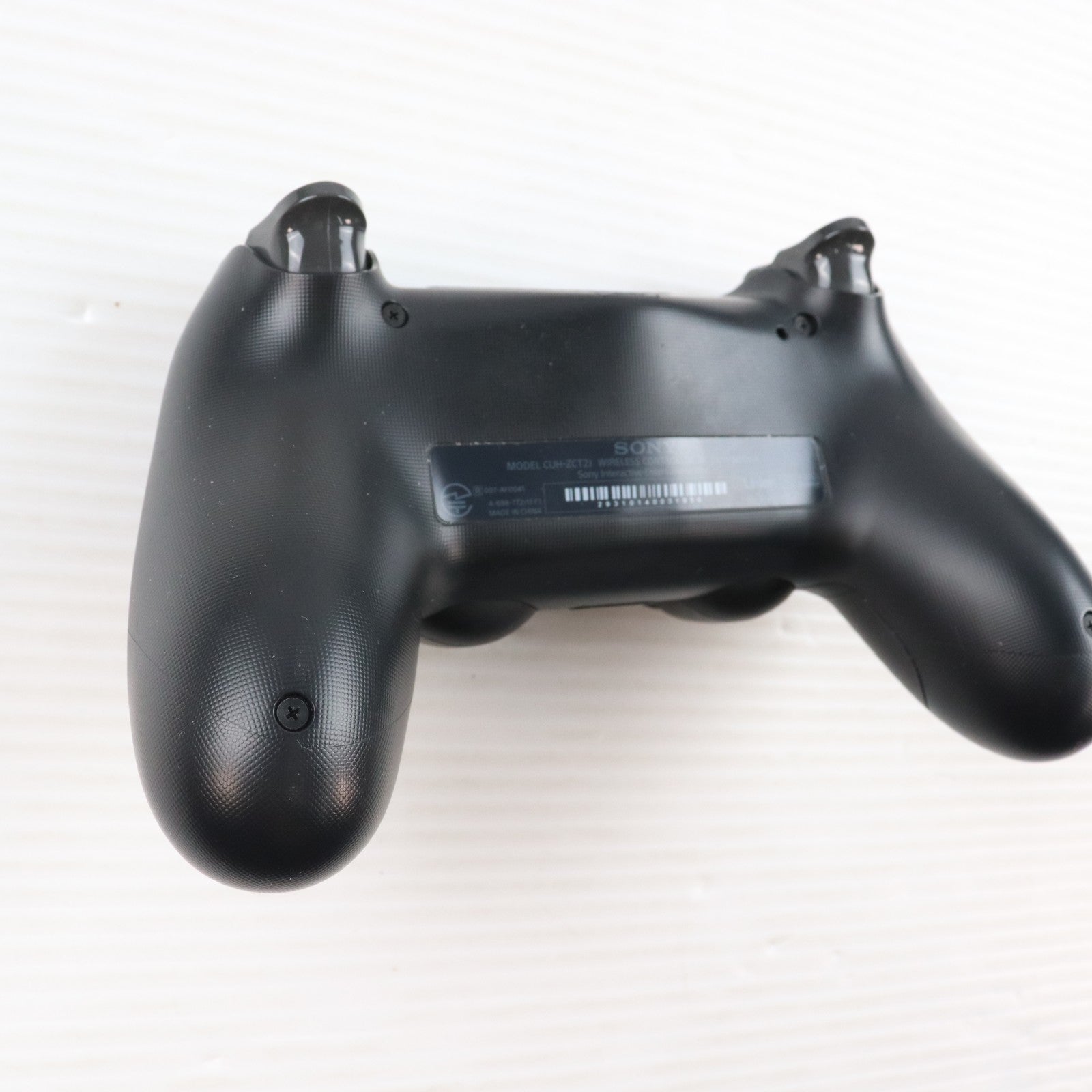 【中古即納】[PS4] (本体) PlayStation 4(プレイステーション4) ジェット・ブラック HDD500GB SIE(CUH-2200AB01)(20180702)