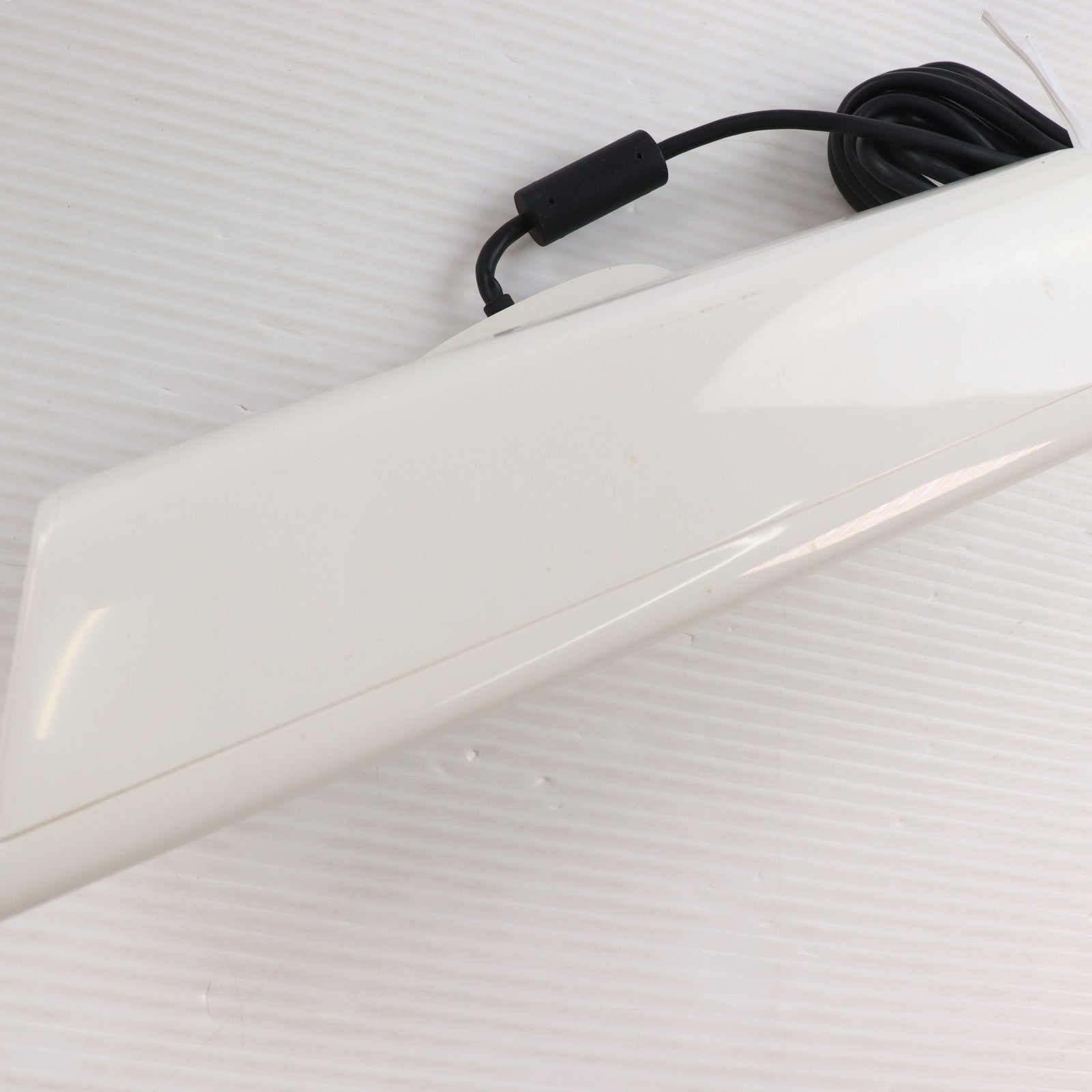 【中古即納】[Xbox360] (本体) Xbox360 320GB Kinect(キネクト) スター・ウォーズ リミテッドエディション 日本マイクロソフト(5XK-00014)(20120405)