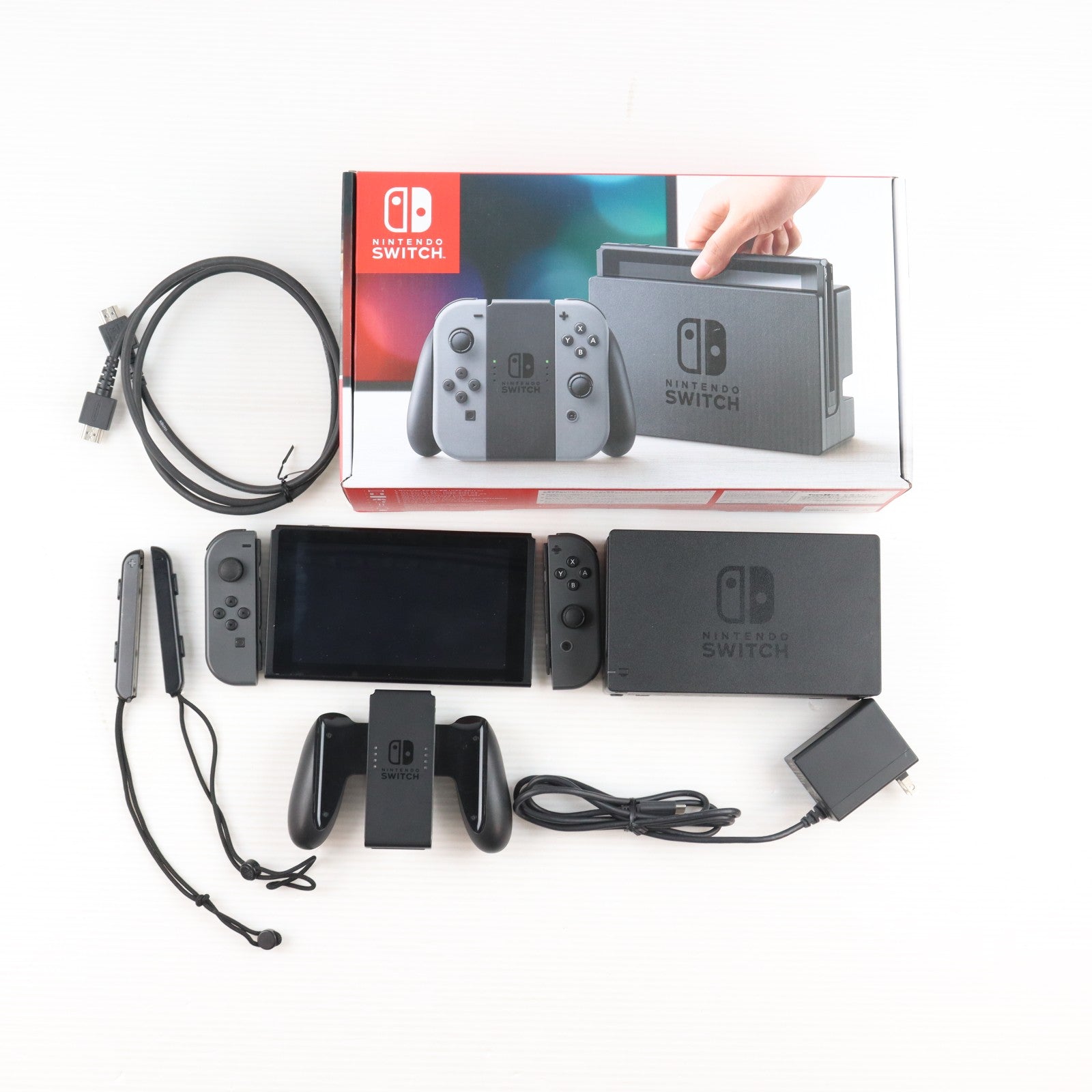 【中古即納】[Switch] (本体) Nintendo Switch(ニンテンドースイッチ) Joy-Con(L)/R グレー 任天堂(HAC-S-KAAAA)(20170303)