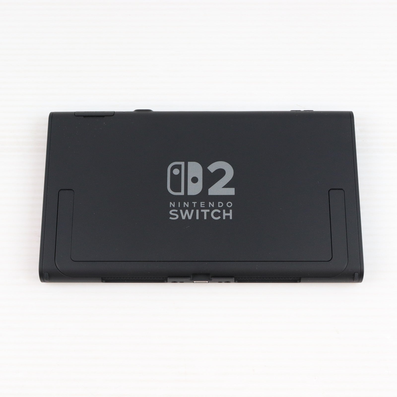 【中古即納】[Switch2] (本体) Nintendo Switch 2(ニンテンドースイッチ2)(日本語・国内専用) 任天堂(BEE-S-KB6CA)(20250605)
