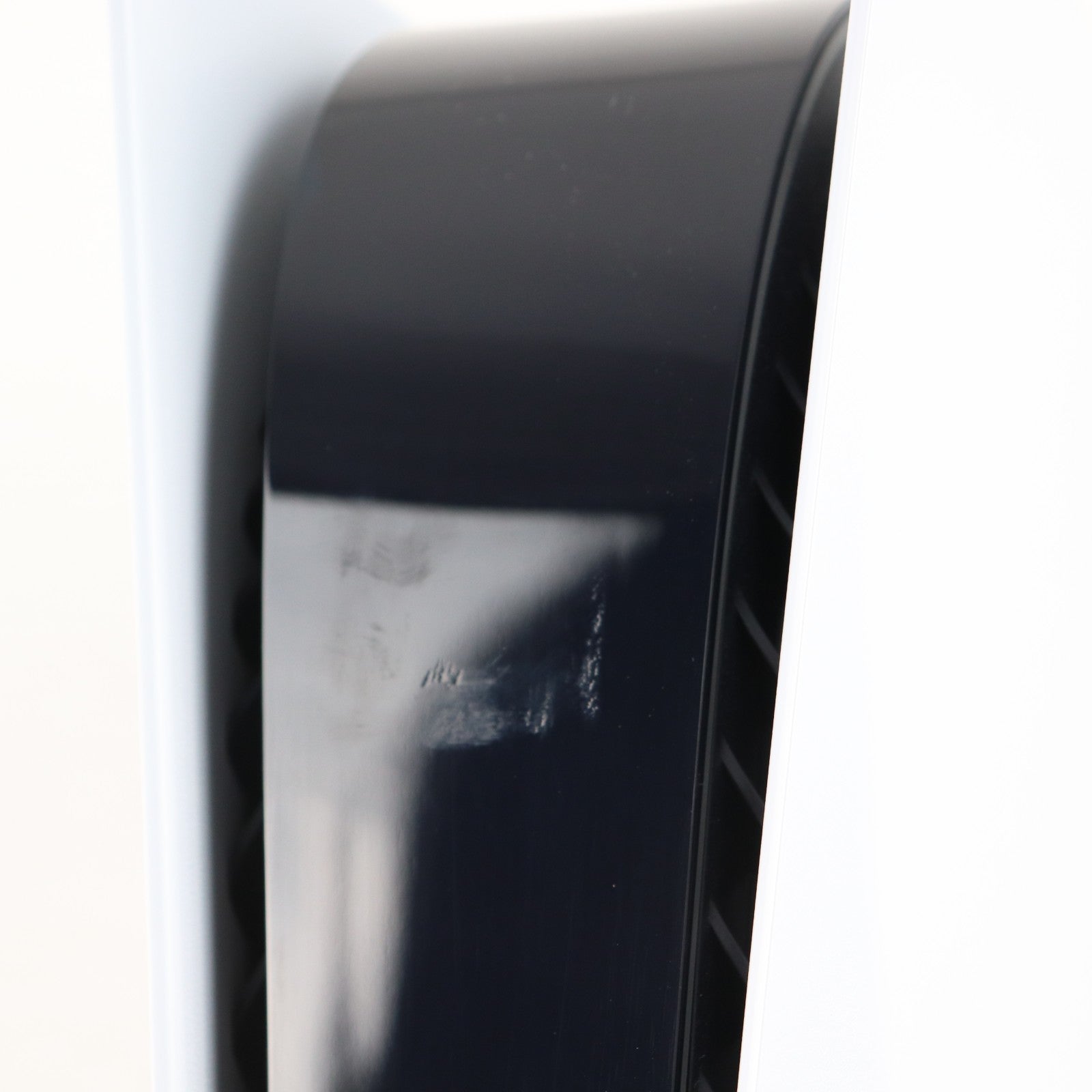 【中古即納】[PS5] (本体) PlayStation 5(プレイステーション5) SIE(CFI-1200A01)(20220915)