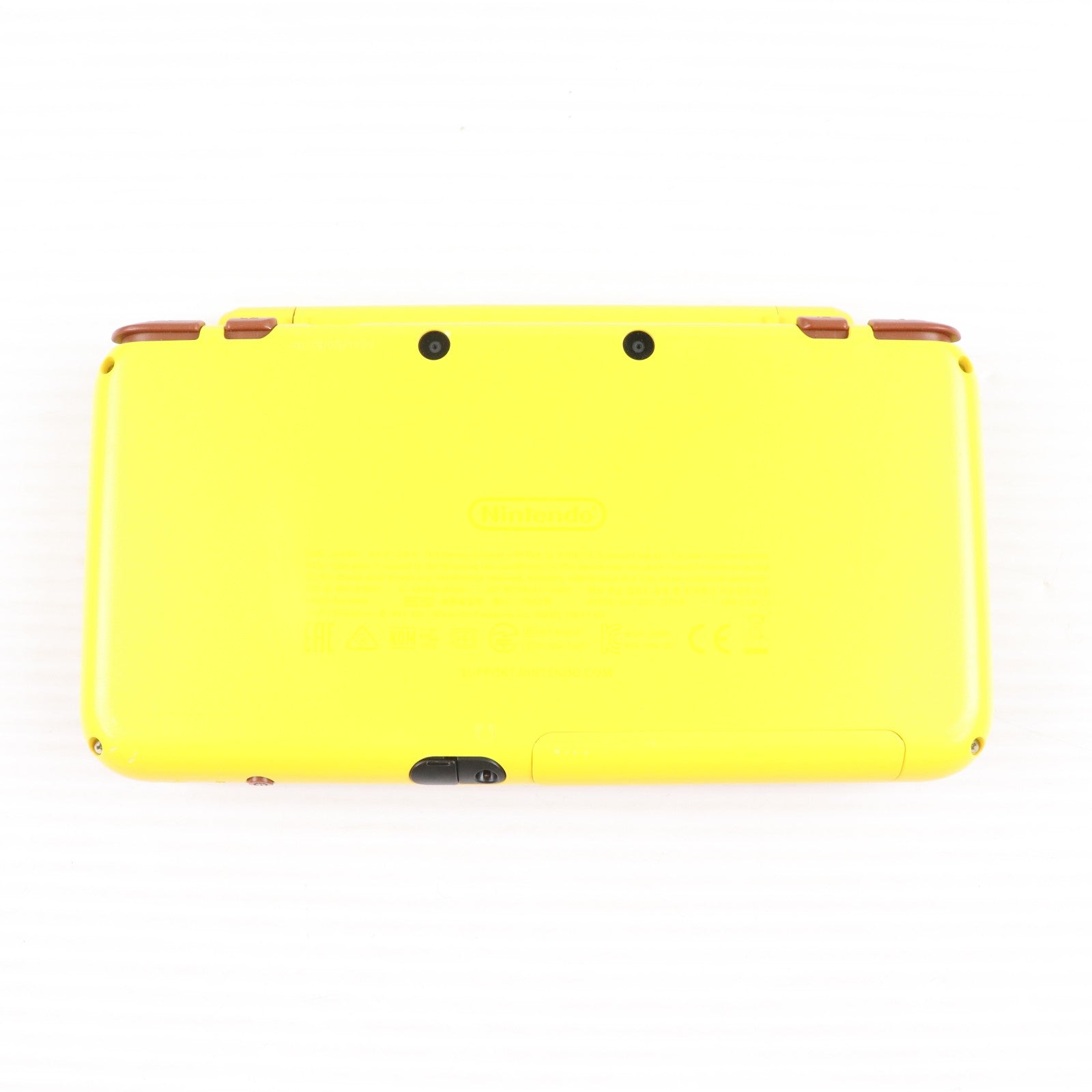 【中古即納】[3DS] (本体) ポケモンセンター限定 Newニンテンドー2DS LL ピカチュウエディション 任天堂(JAN-S-CBAA)(20171117)