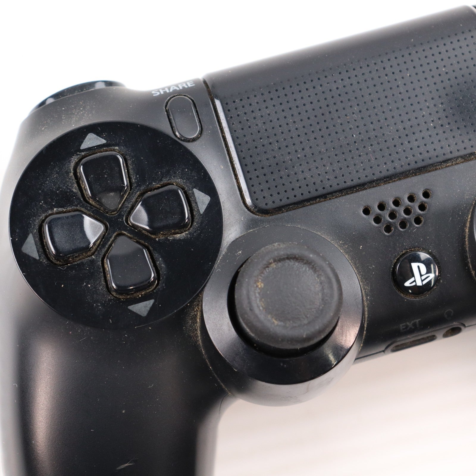 【中古即納】[PS4] (本体) PlayStation 4(プレイステーション4) ジェット・ブラック 1TB SCE(CUH-1200BB01)(20151203)