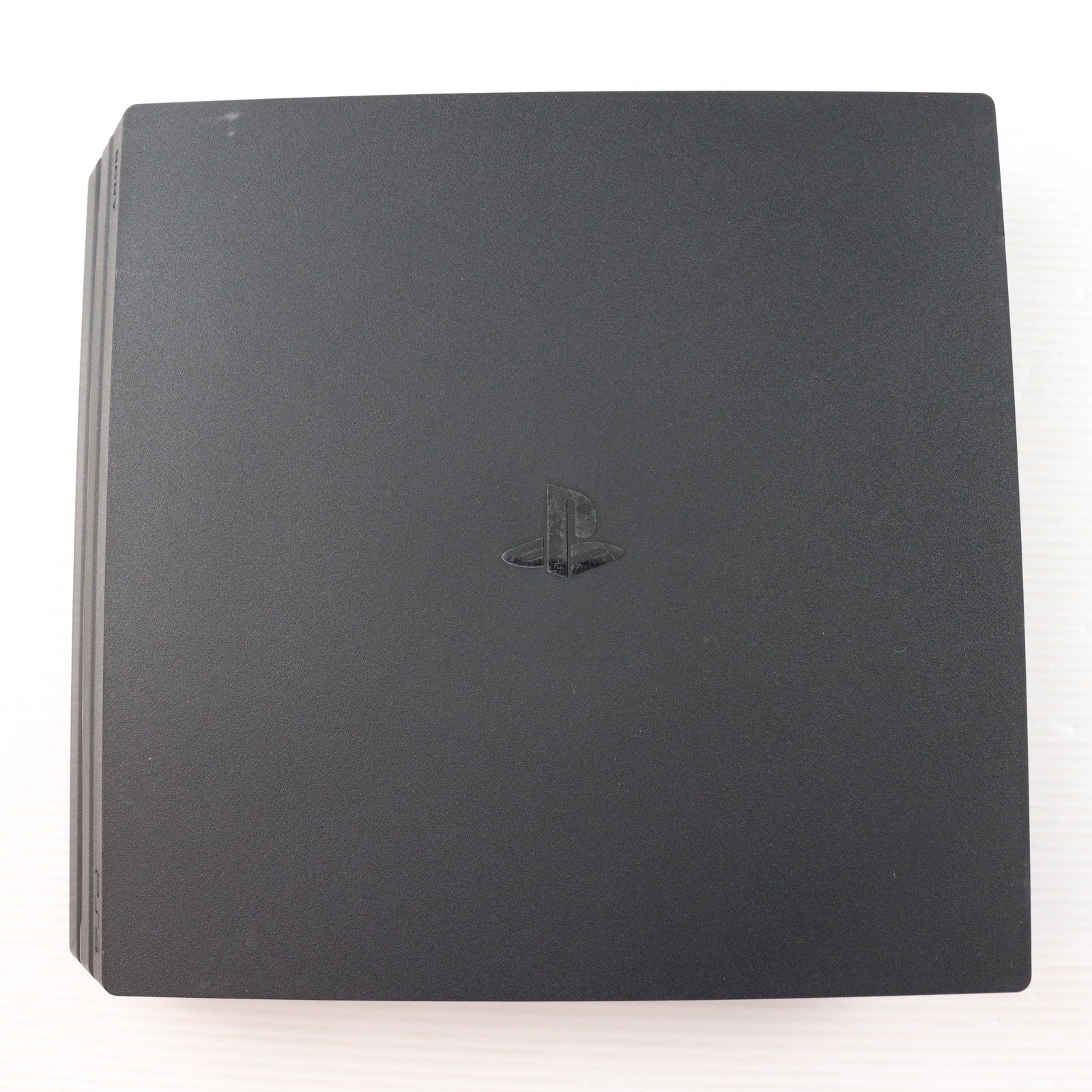 【中古即納】[PS4] (本体) PlayStation 4 Pro(プレイステーション4 プロ) ジェット・ブラック 1TB SIE(CUH-7000BB01)(20161110)
