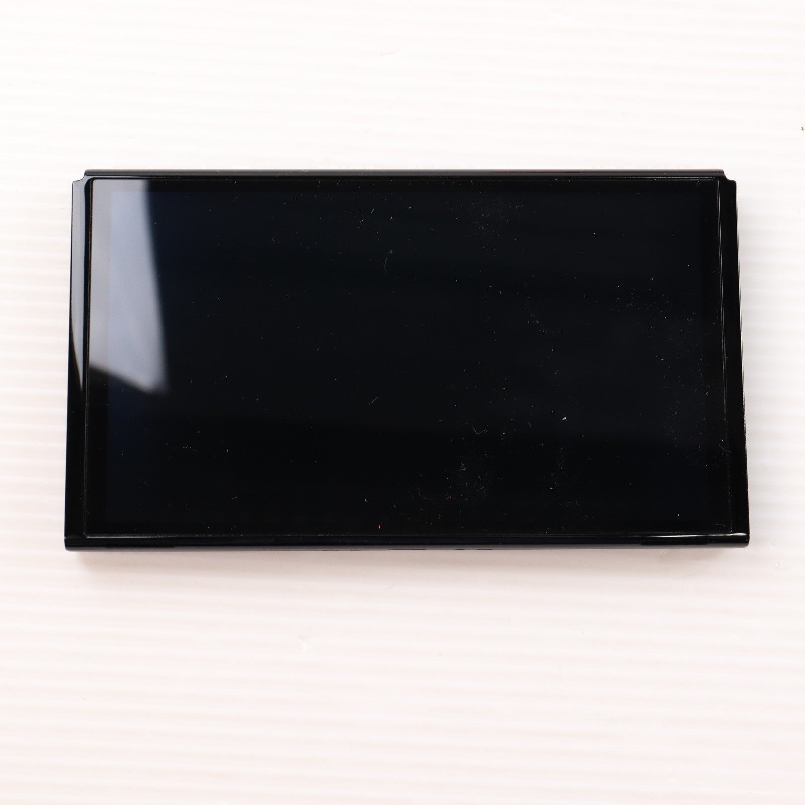 【中古即納】[Switch] (本体) Nintendo Switch(ニンテンドースイッチ) 有機ELモデル Joy-Con(L)/R ホワイト 任天堂(HEG-S-KAAAA)(20211008)