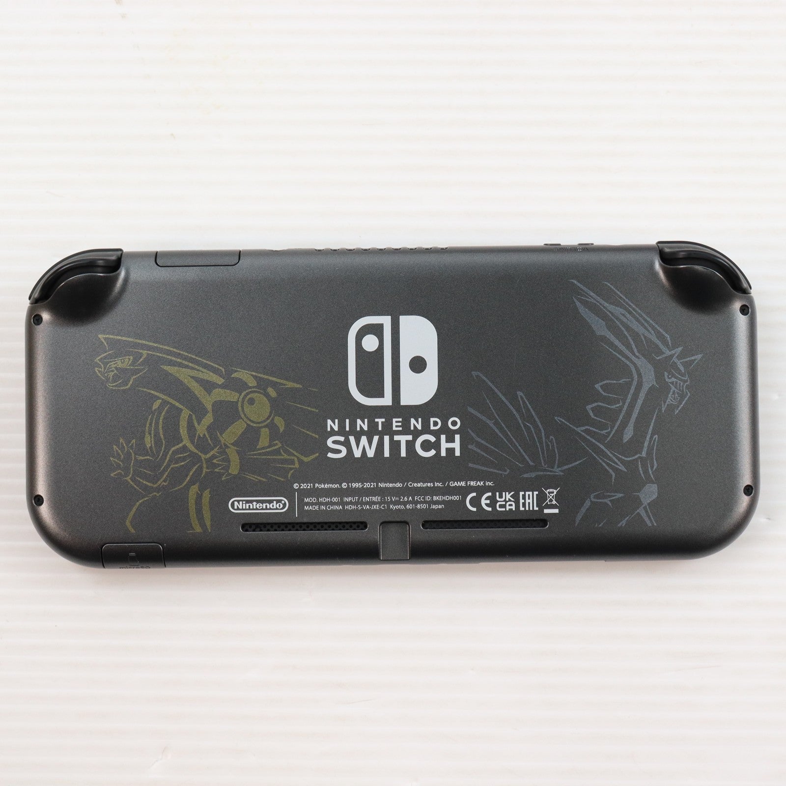 【中古即納】[Switch] (本体) Nintendo Switch Lite(ニンテンドースイッチライト) ディアルガ・パルキア 任天堂(HDH-S-VAZAA)(20211105)