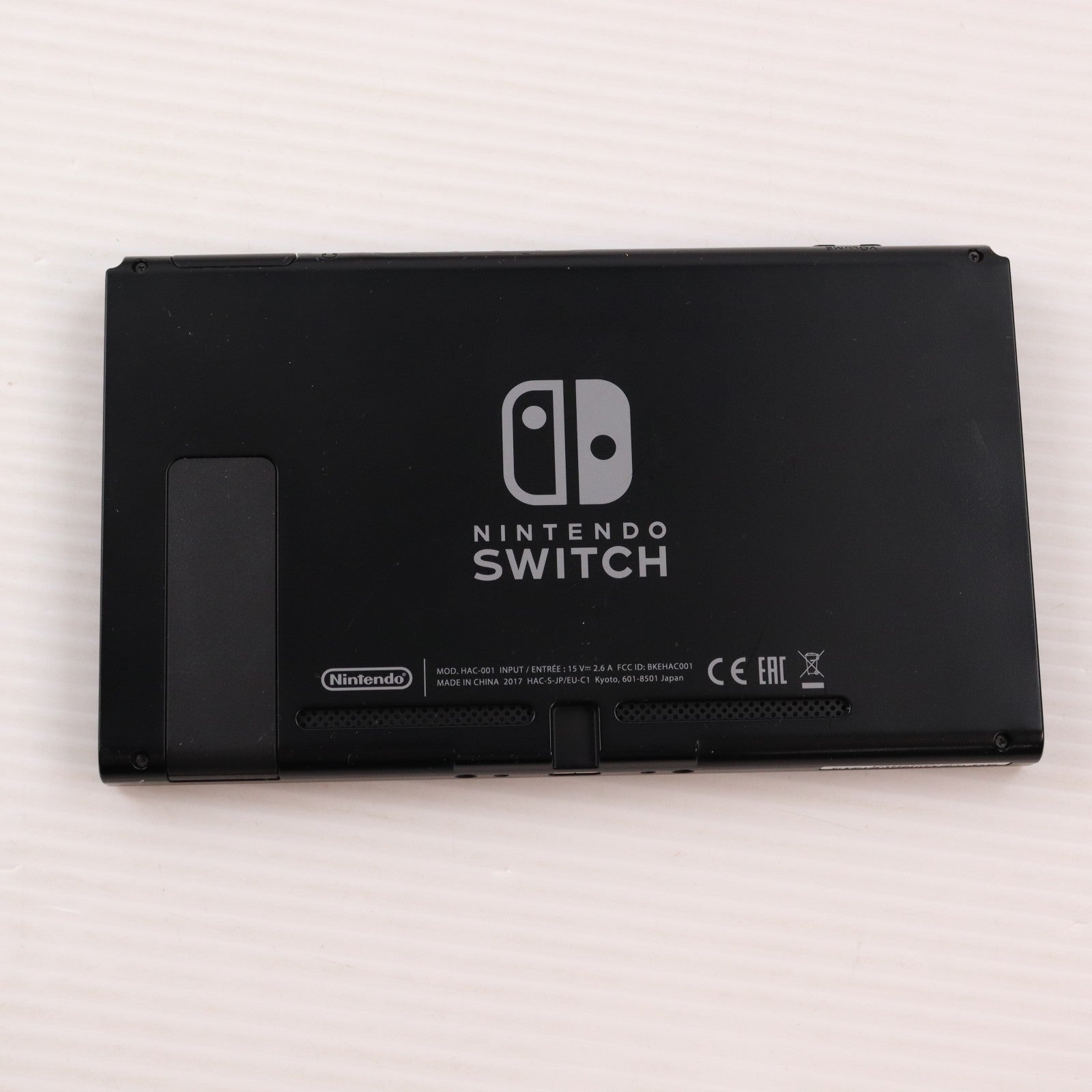 【中古即納】[Switch] (本体) Nintendo Switch(ニンテンドースイッチ) Joy-Con(L) ネオンブルー/R ネオンレッド 任天堂(HAC-S-KABAA)(20170303)