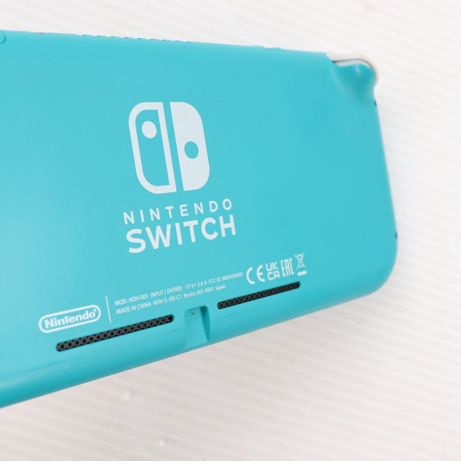 【中古即納】[Switch] (本体) Nintendo Switch Lite(ニンテンドースイッチライト) ターコイズ 任天堂(HDH-S-BAZAA)(20190920)