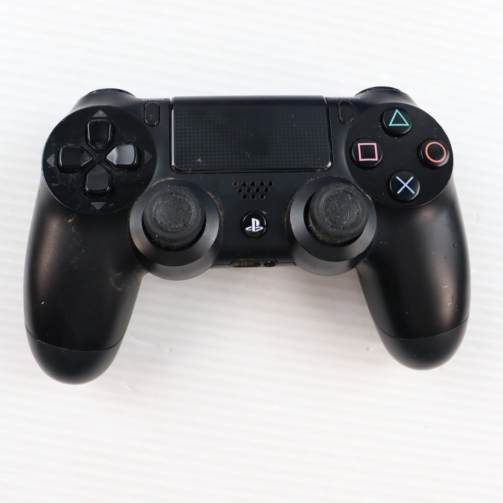 【中古即納】[PS4] (本体) PlayStation 4(プレイステーション4) ジェット・ブラック HDD500GB SCE(CUH-1200AB01)(20150625)