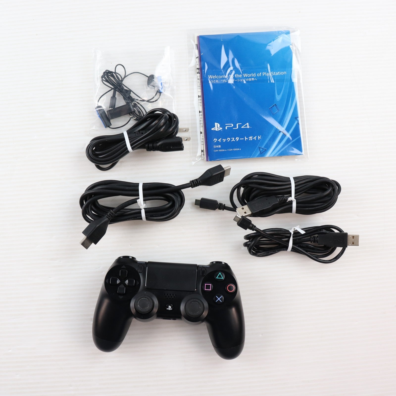 【中古即納】[PS4] (本体) PlayStation 4(プレイステーション4) ジェット・ブラック HDD500GB SCE(CUH-1000AB01)(20140222)