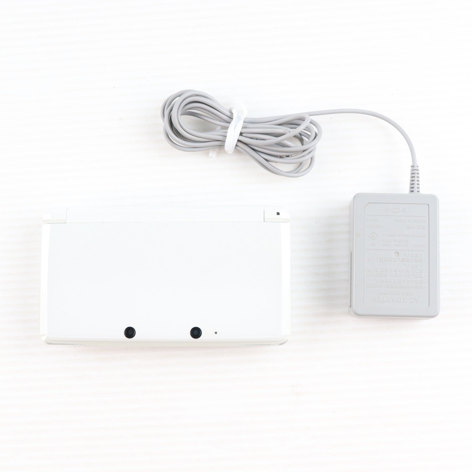 【中古即納】[3DS] (本体) ニンテンドー3DS ピュアホワイト 任天堂(CTR-S-WEBA)(20131010)