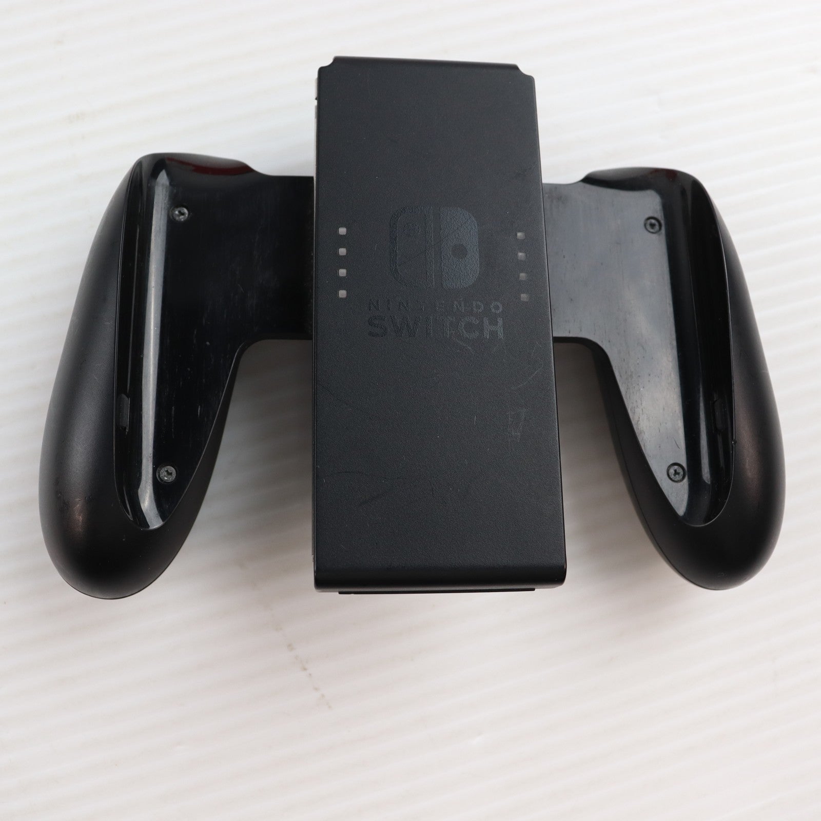 【中古即納】[Switch] (本体) Nintendo Switch(ニンテンドースイッチ) Joy-Con(L) ネオンブルー/(R) ネオンレッド 任天堂(HAD-S-KABAA)(20190830)
