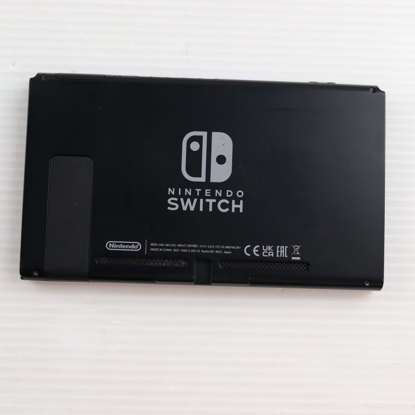 【中古即納】[Switch] (本体) Nintendo Switch(ニンテンドースイッチ) Joy-Con(L) ネオンブルー/(R) ネオンレッド 任天堂(HAD-S-KABAA)(20190830)