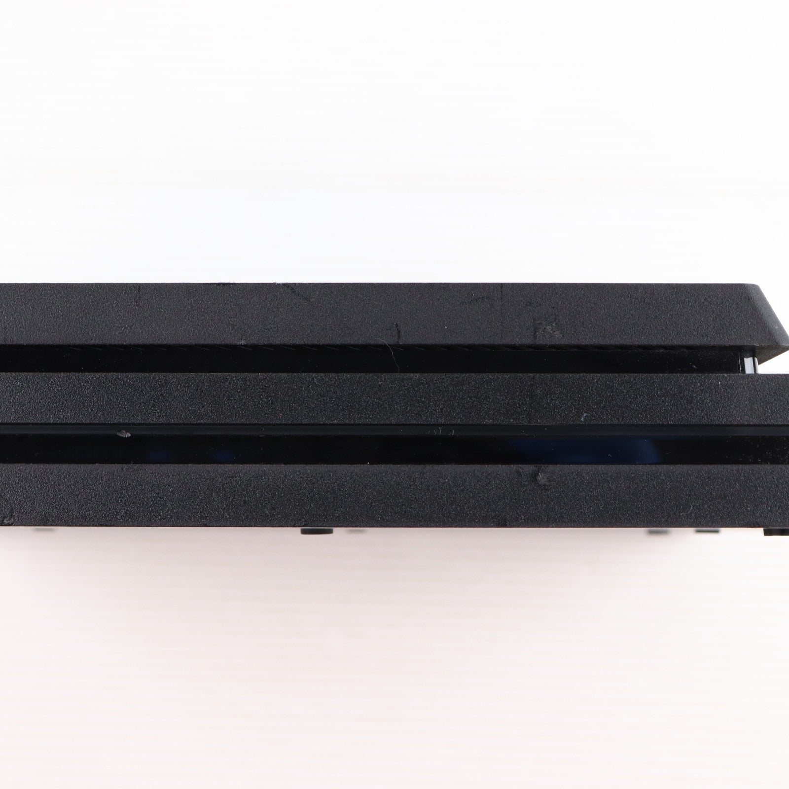 【中古即納】[PS4] (本体) PlayStation 4 Pro(プレイステーション4 プロ) ジェット・ブラック 1TB SIE(CUH-7100BB01)(20170929)