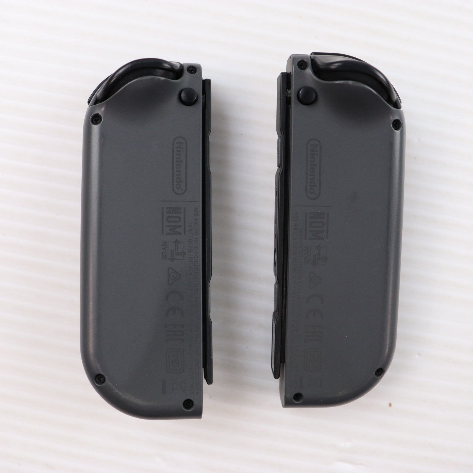【中古即納】[Switch] (本体) Nintendo Switch(ニンテンドースイッチ) Joy-Con(L)/(R) グレー 任天堂(HAD-S-KAAAH)(20230412)
