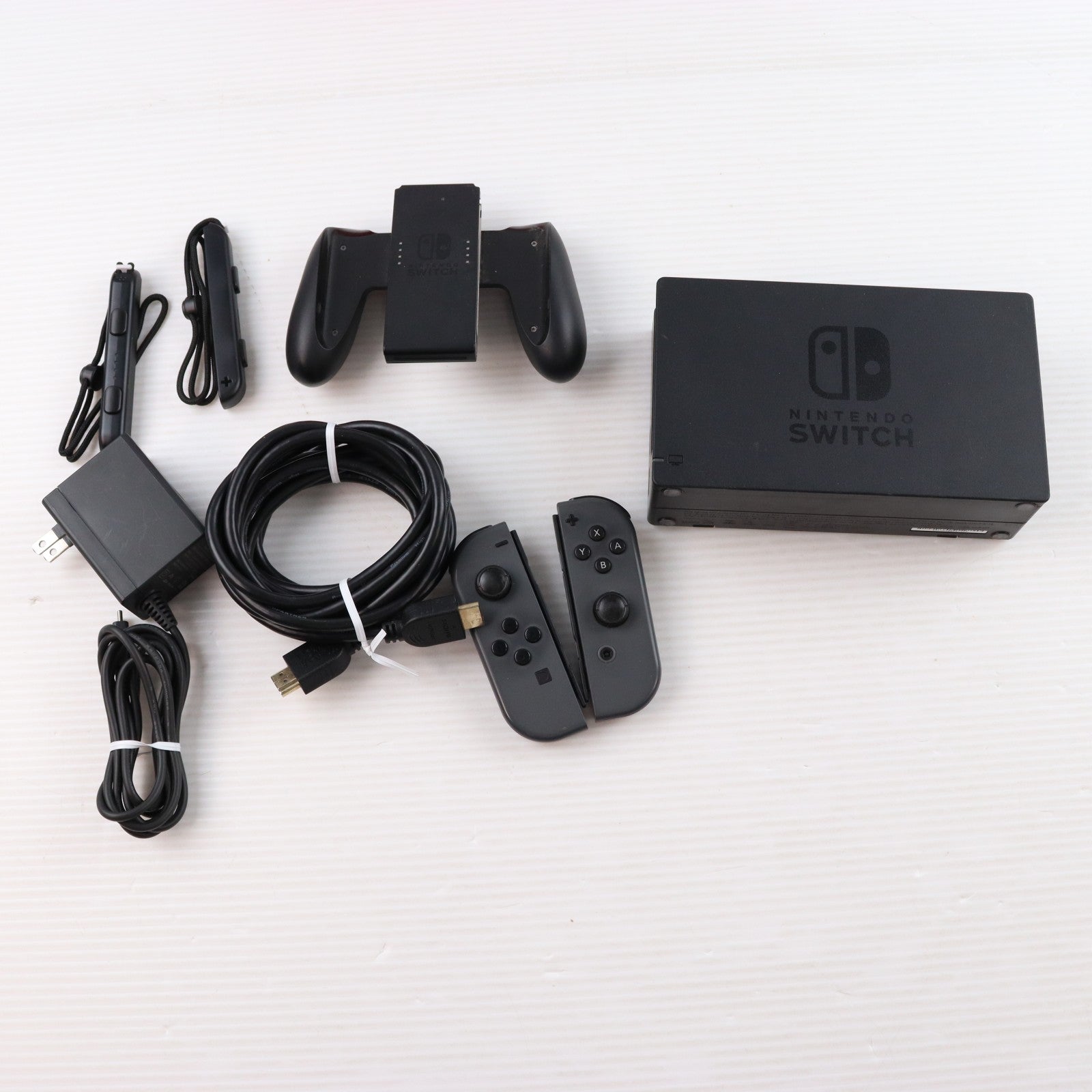 【中古即納】[Switch] (本体) Nintendo Switch(ニンテンドースイッチ) Joy-Con(L)/(R) グレー 任天堂(HAD-S-KAAAH)(20230412)