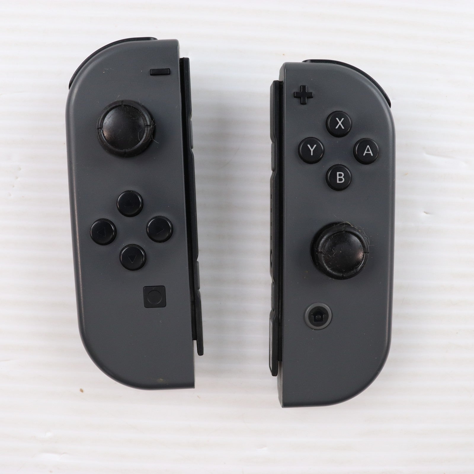 【中古即納】[Switch] (本体) Nintendo Switch(ニンテンドースイッチ) Joy-Con(L)/(R) グレー 任天堂(HAD-S-KAAAH)(20230412)