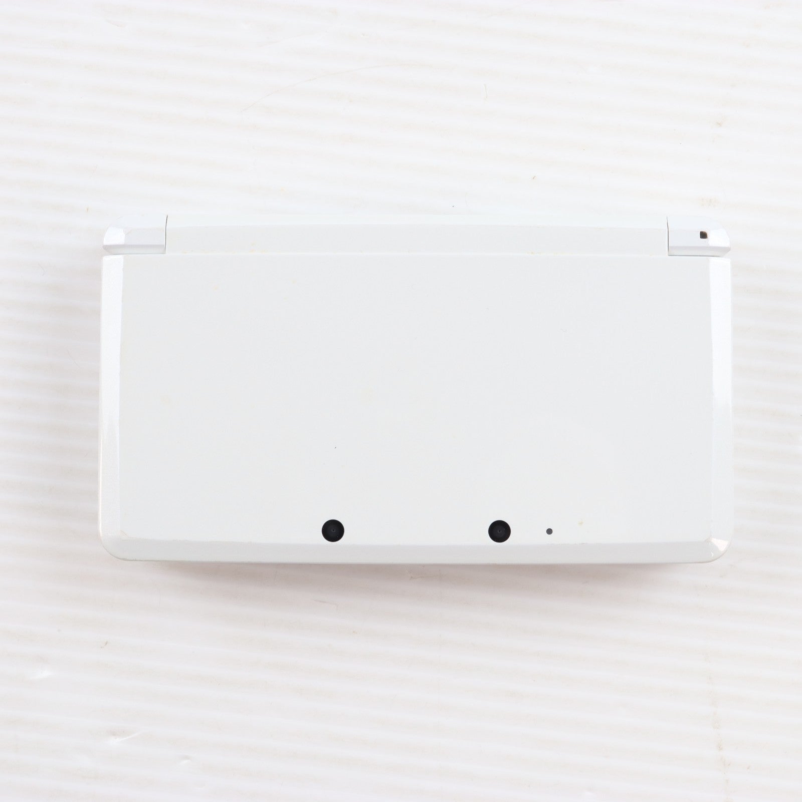 【中古即納】[3DS] (本体) ニンテンドー3DS ピュアホワイト 任天堂(CTR-S-WEBA)(20131010)