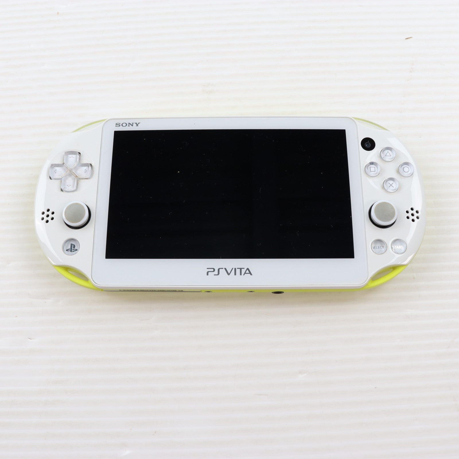 【中古即納】[PSVita] (本体) PlayStation Vita Value Pack(プレイステーション・ヴィータ バリューパック) Wi-Fiモデル ライムグリーン/ホワイト SCE(PCHJ-10014)(20131205)
